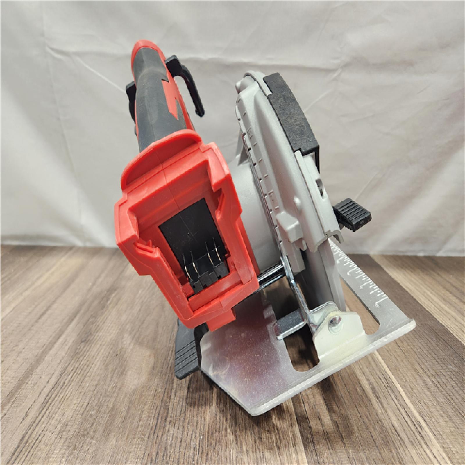 AS-IS- Milwaukee 7-1/4 18V Brushless Circular Saw (TOOL ONLY)