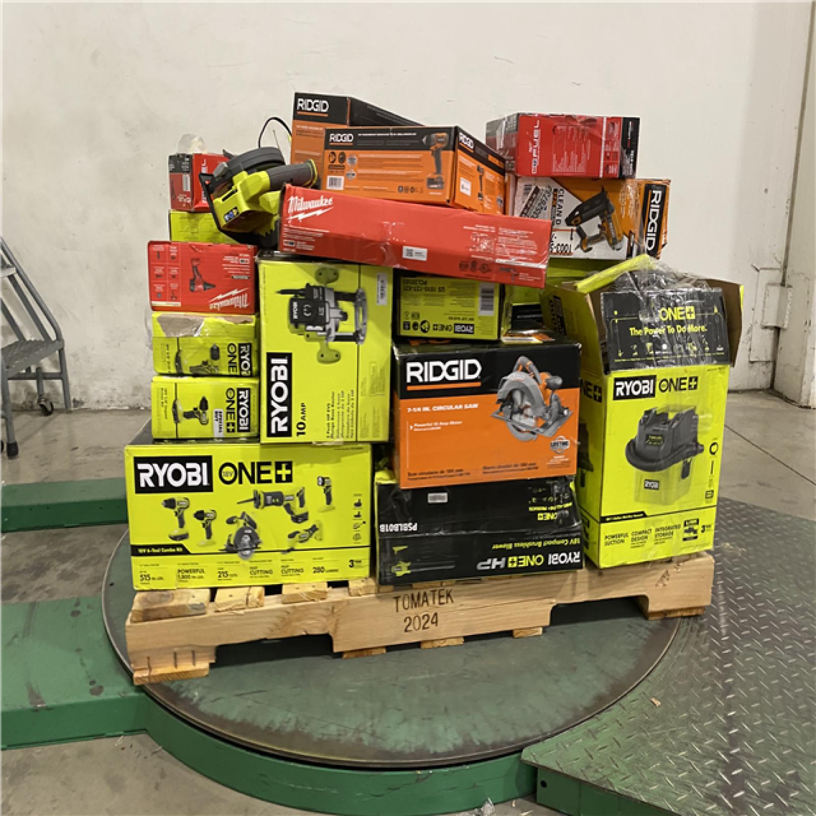 Dallas Location - As-Is Tool Pallet