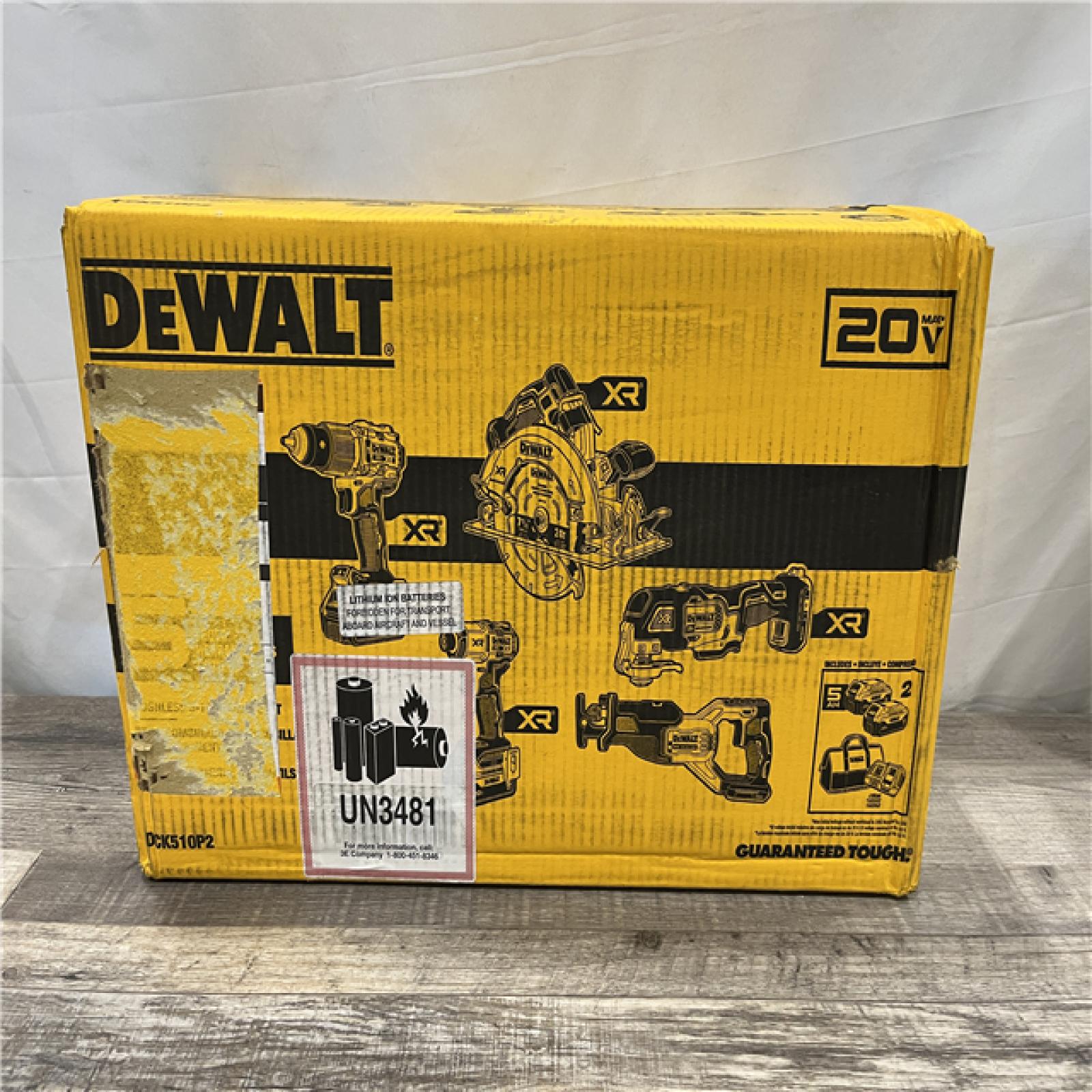 NEW - DEWALT 20V Lithium-Ion Cordless 5-Tool Combo Kit