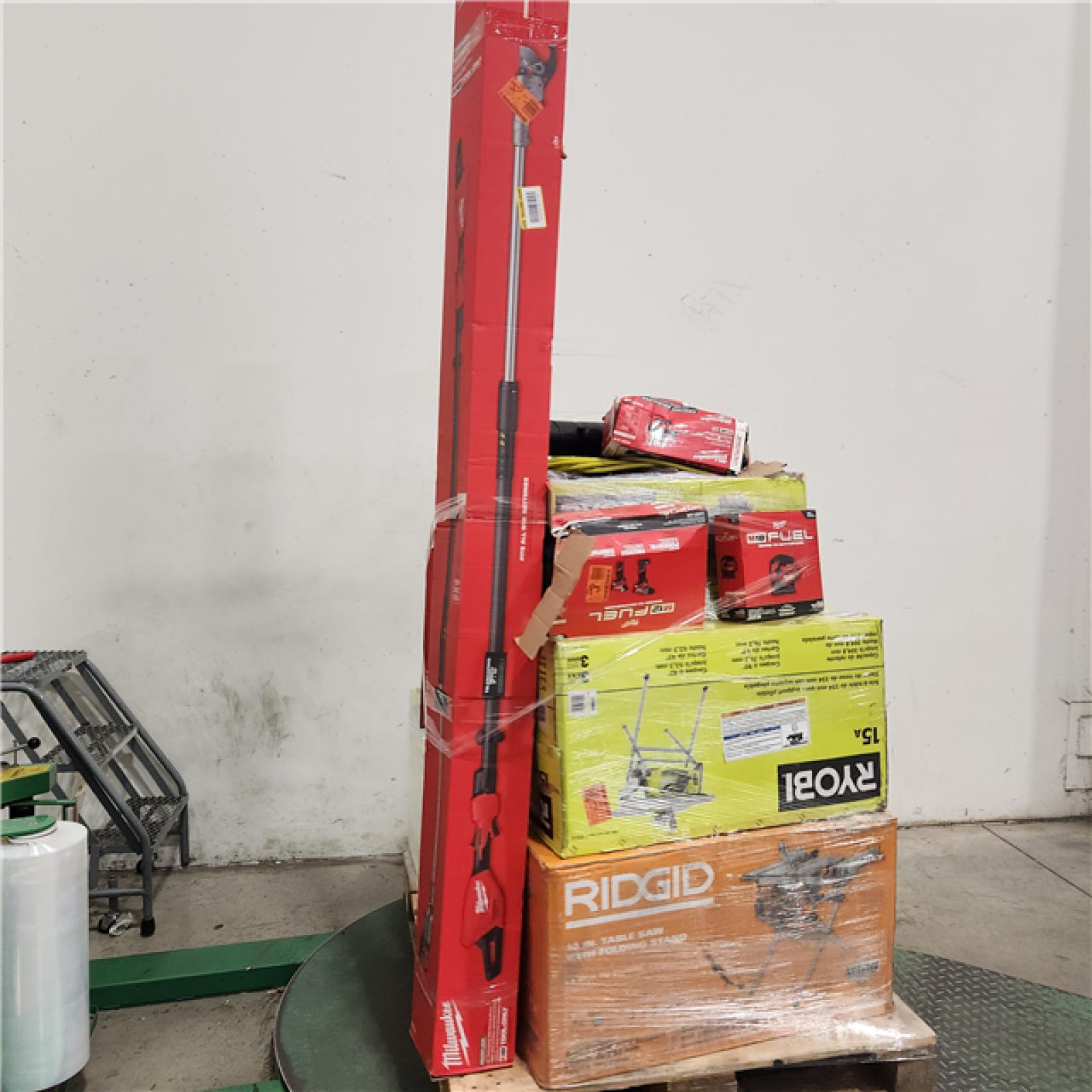 Dallas Location - As-Is Tool Pallet