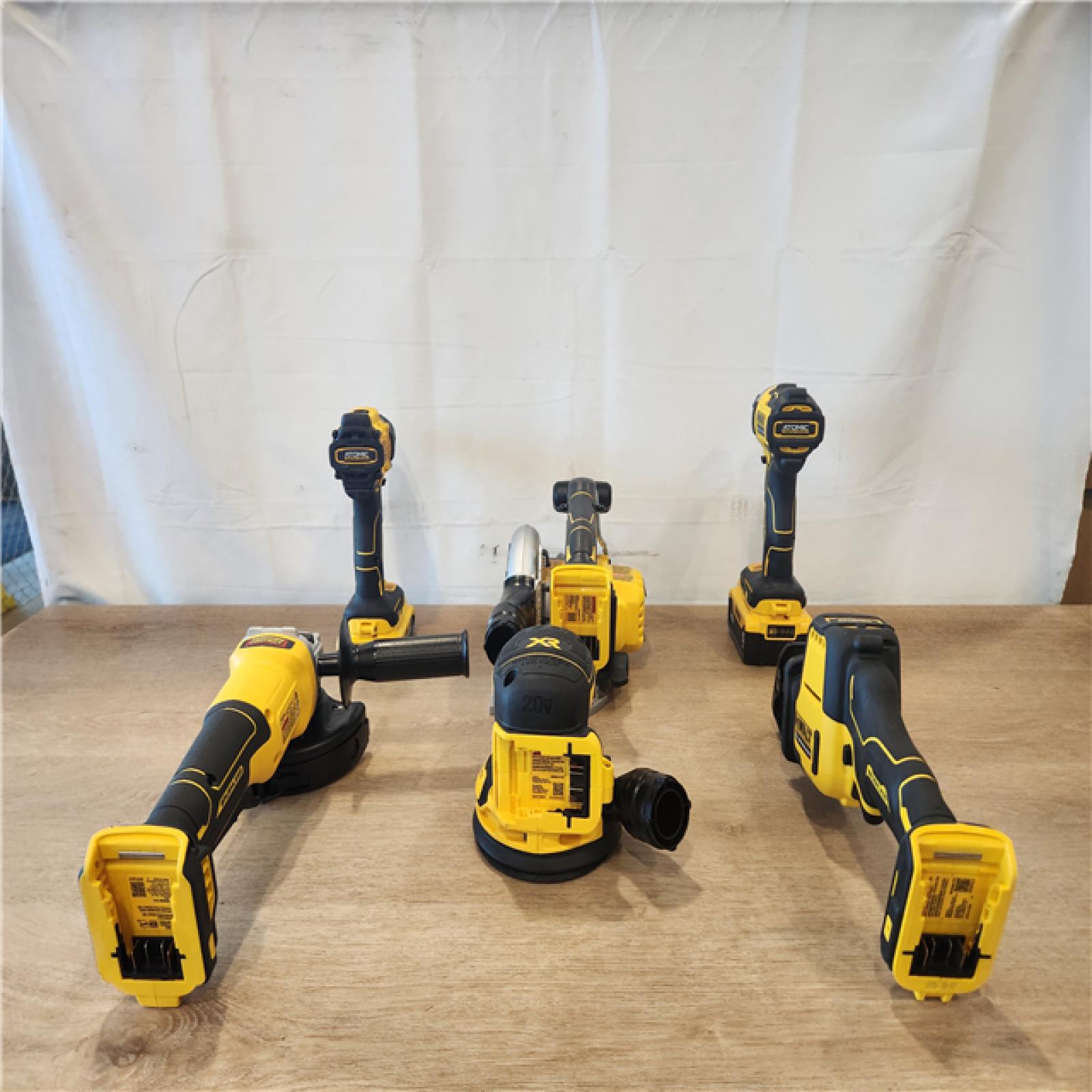 AS-IS- DEWALT 20V Lithium-Ion Cordless 6-Tool Combo Kit with 5.0 Ah and 2.0 Ah Batteries  Charger and Tough System 2.0 Rolling Toolbox