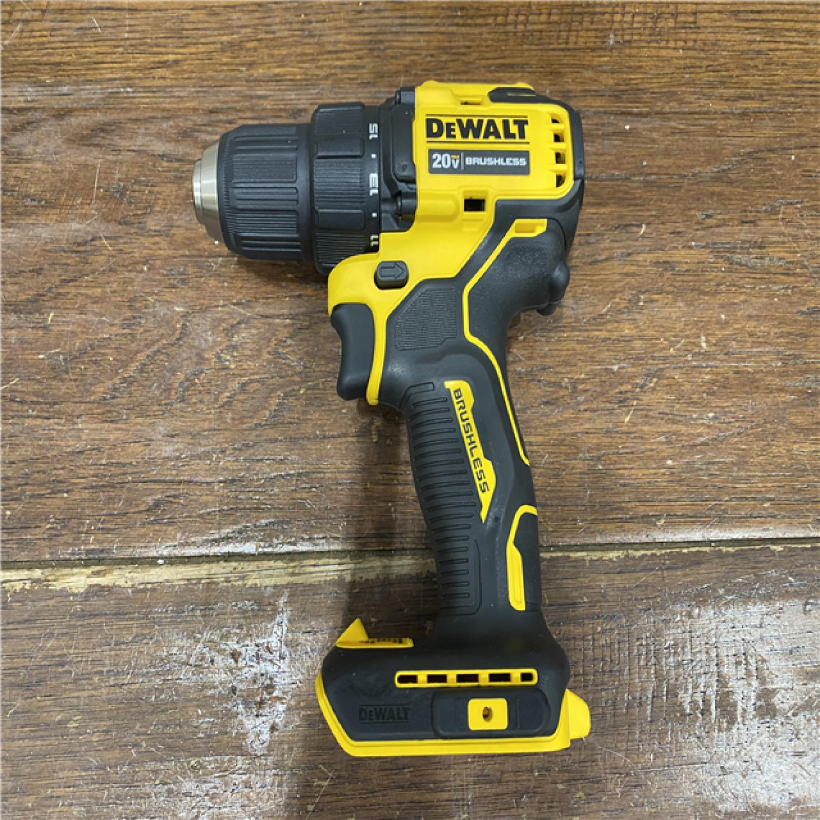 AS-IS ATOMIC 20V MAX Cordless Brushless Compact 1/2 in. Drill/Driver, (2) 20V 1.3Ah Batteries, Charger and Bag