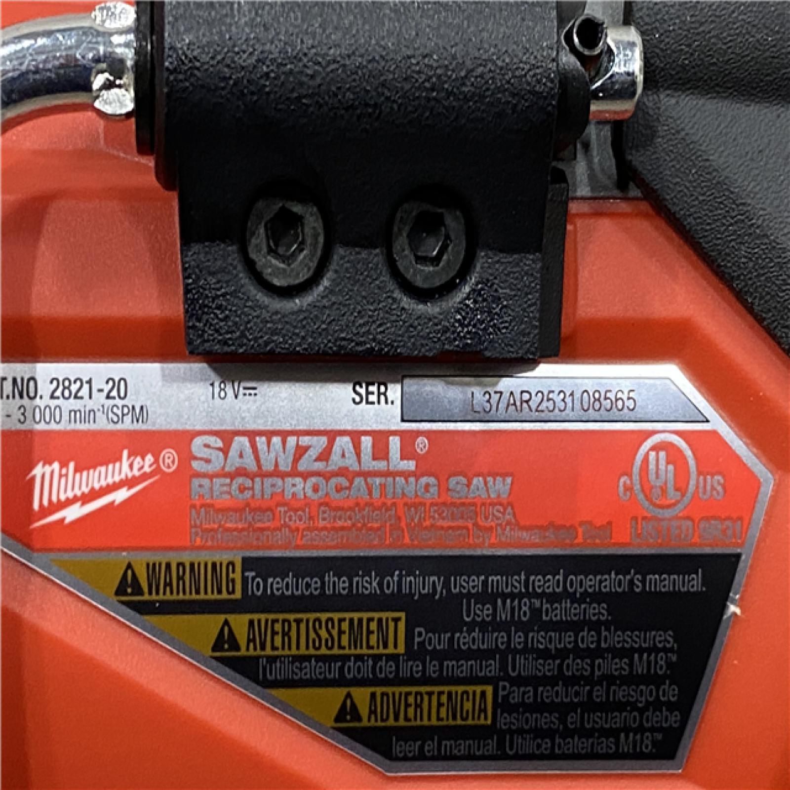 AS-IS Milwaukee FUEL GEN-2 18V Lithium-Ion Brushless Cordless SAWZALL Reciprocating Saw (Tool-Only)
