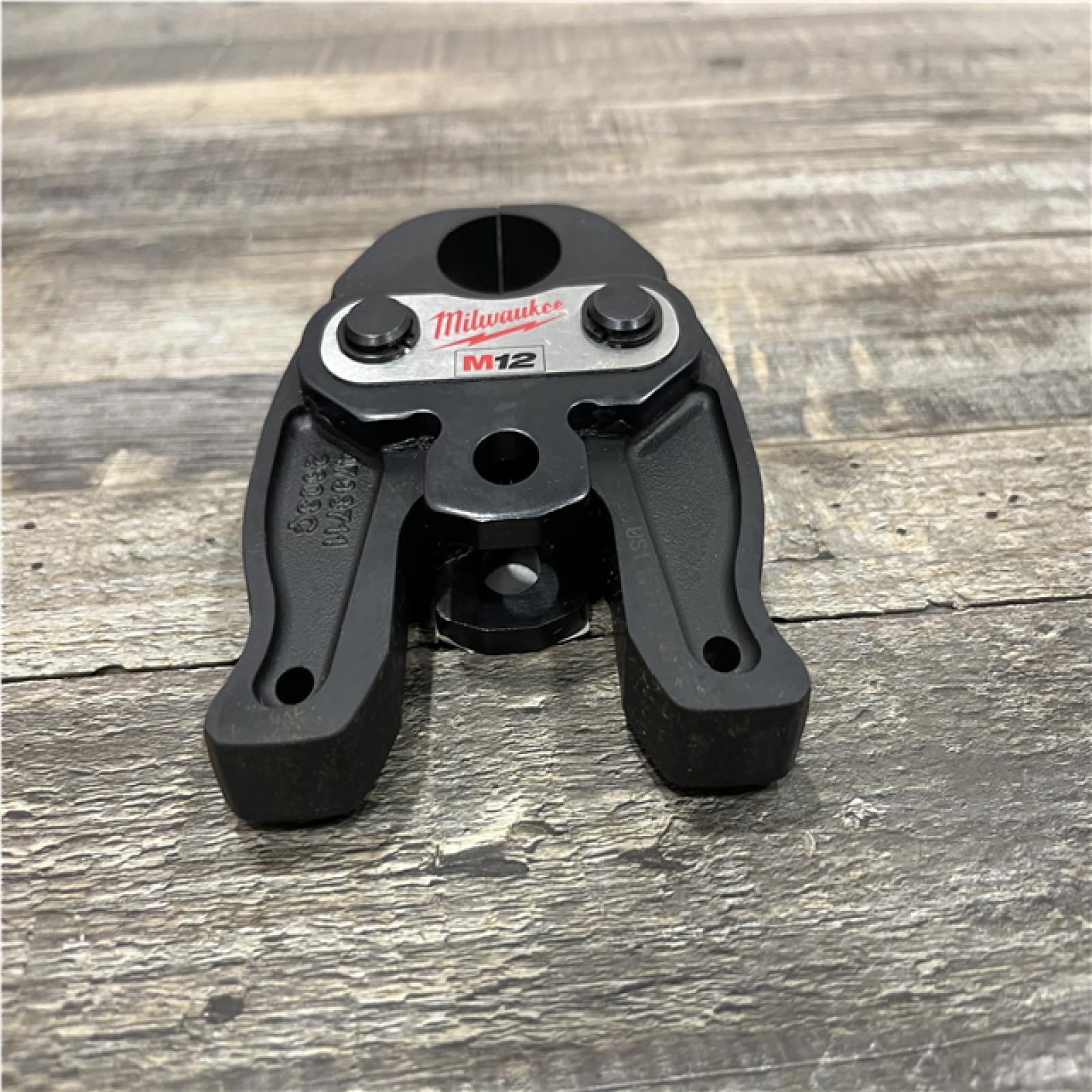 AS-IS Milwaukee 1 in. PEX Crimp Jaw for M12 FORCE LOGIC Press Tool
