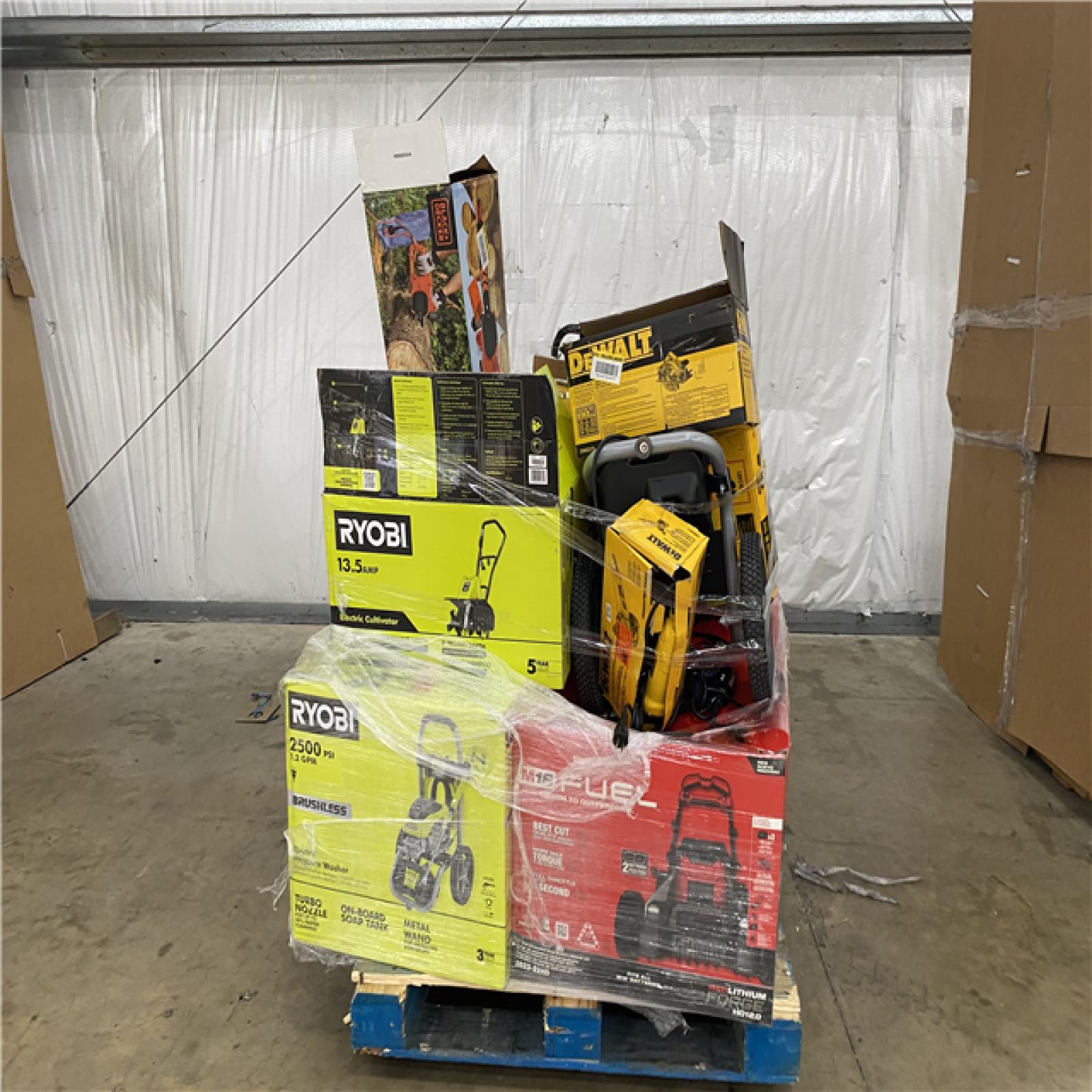 Houston Location AS IS - Tool Pallet