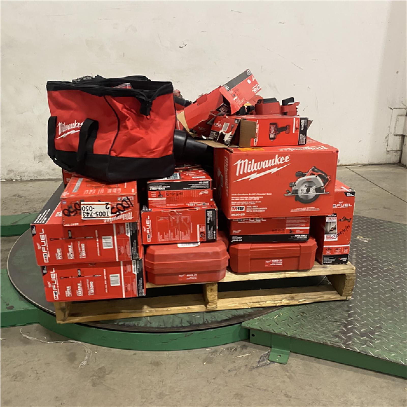 Dallas Location - As-Is Tool Pallet