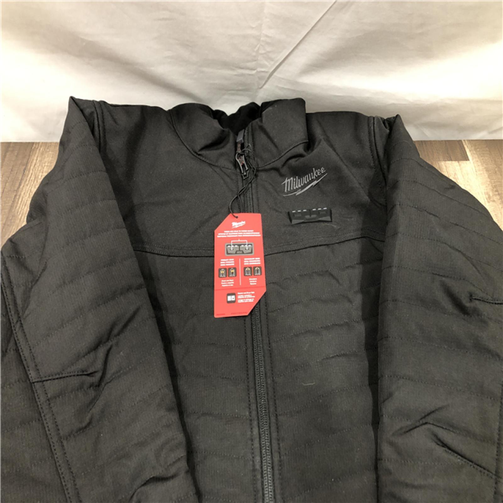 AS-IS Milwaukee Women's Large 12-Volt Lithium-Ion Cordless AXIS Black Heated Quilted Jacket Kit