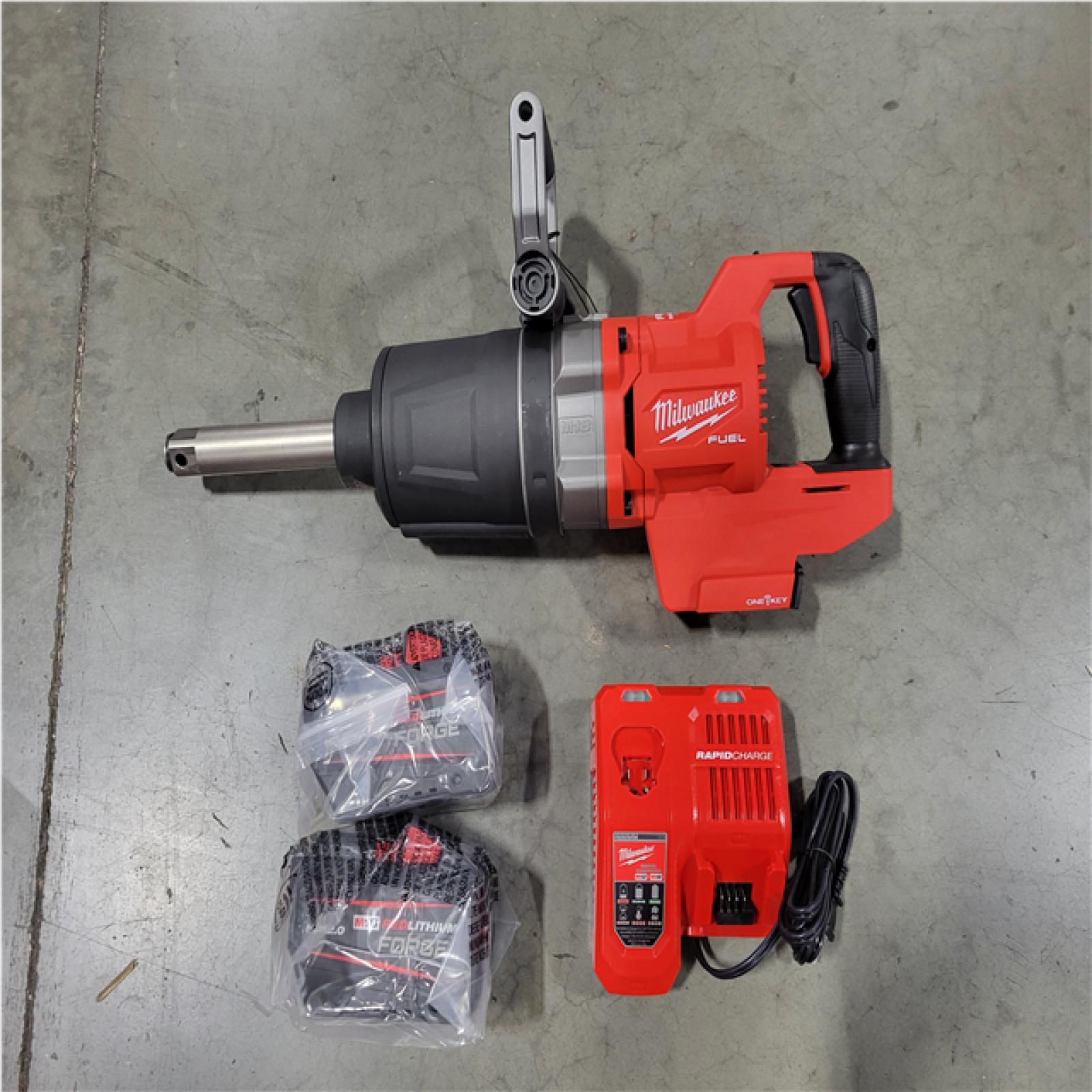 CALIFORNIA AS-IS MILWAUKEE M18 1 D-HANDLE EXT. ANVIL HIGH TORQUE IMPACT WRENCH W/ ONE KEY