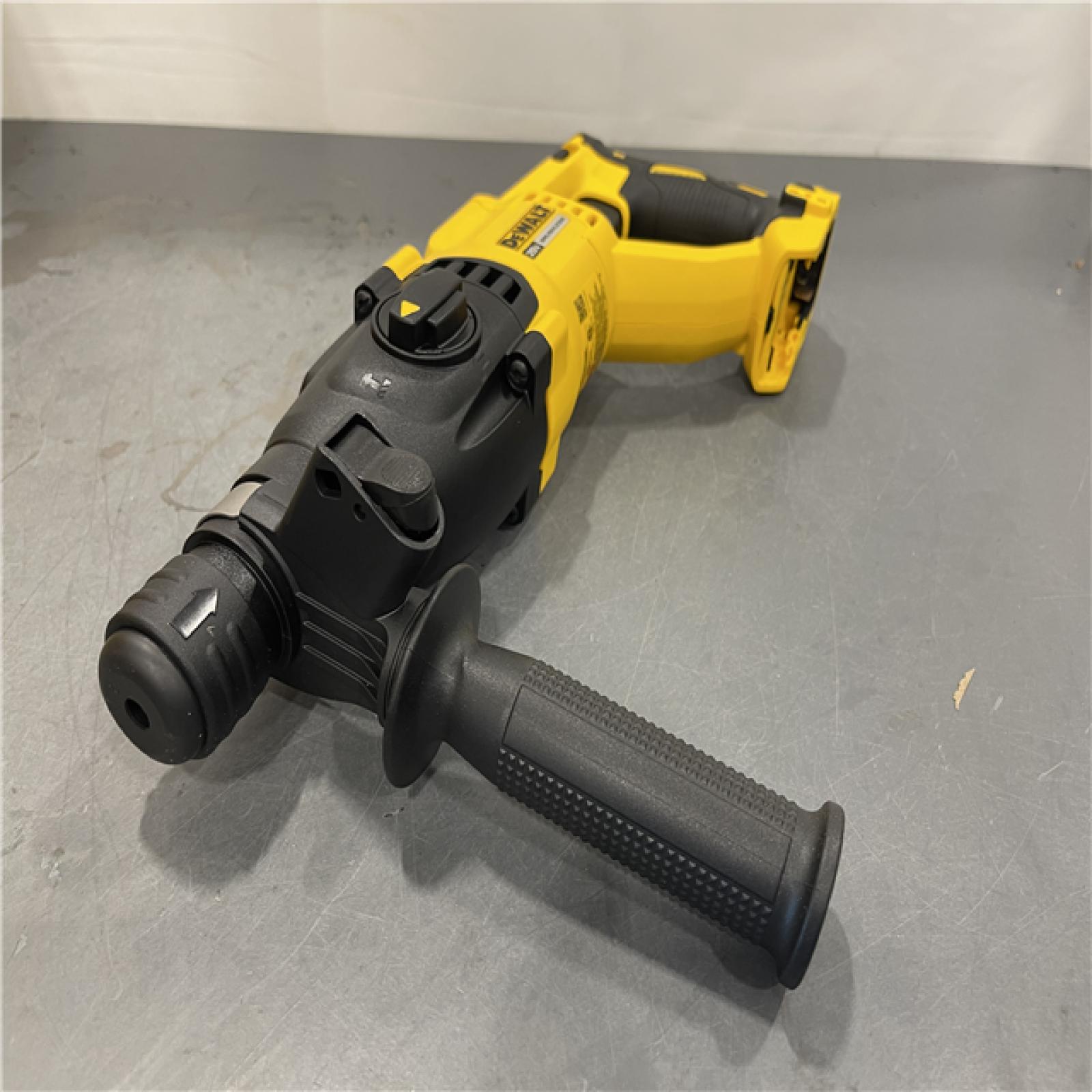AS-IS - DeWalt 20V MAX Cordless Brushless 1 in. SDS Plus D-Handle Concrete and Masonry Rotary Hammer