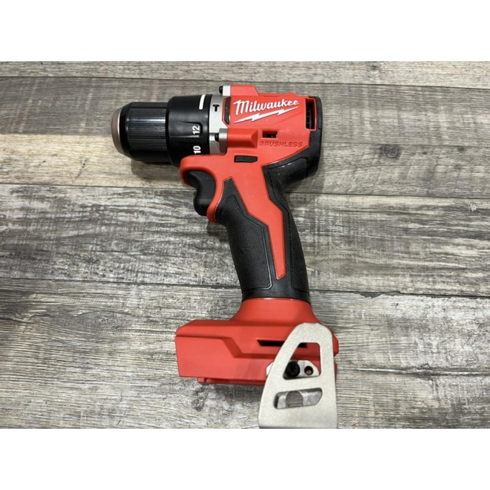 AS-IS Milwaukee 18V Lithium-Ion Brushless Cordless 1/2 in. Compact Hammer Drill/Driver Kit