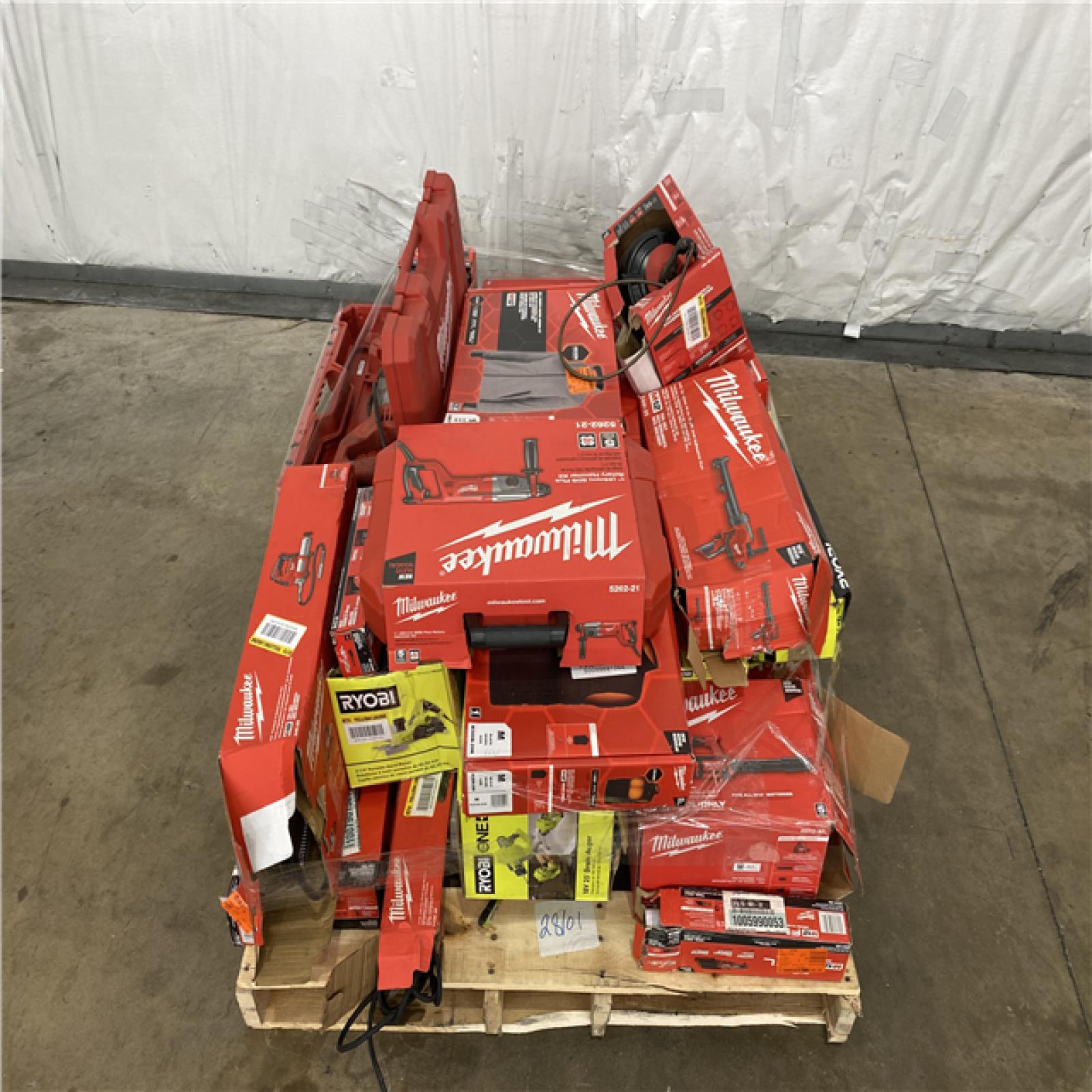 Houston Location AS IS - Tool Pallet