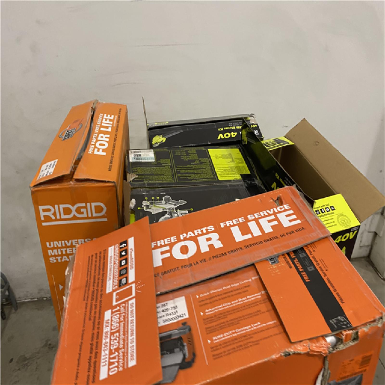 Dallas Location - As-Is Tool Pallet