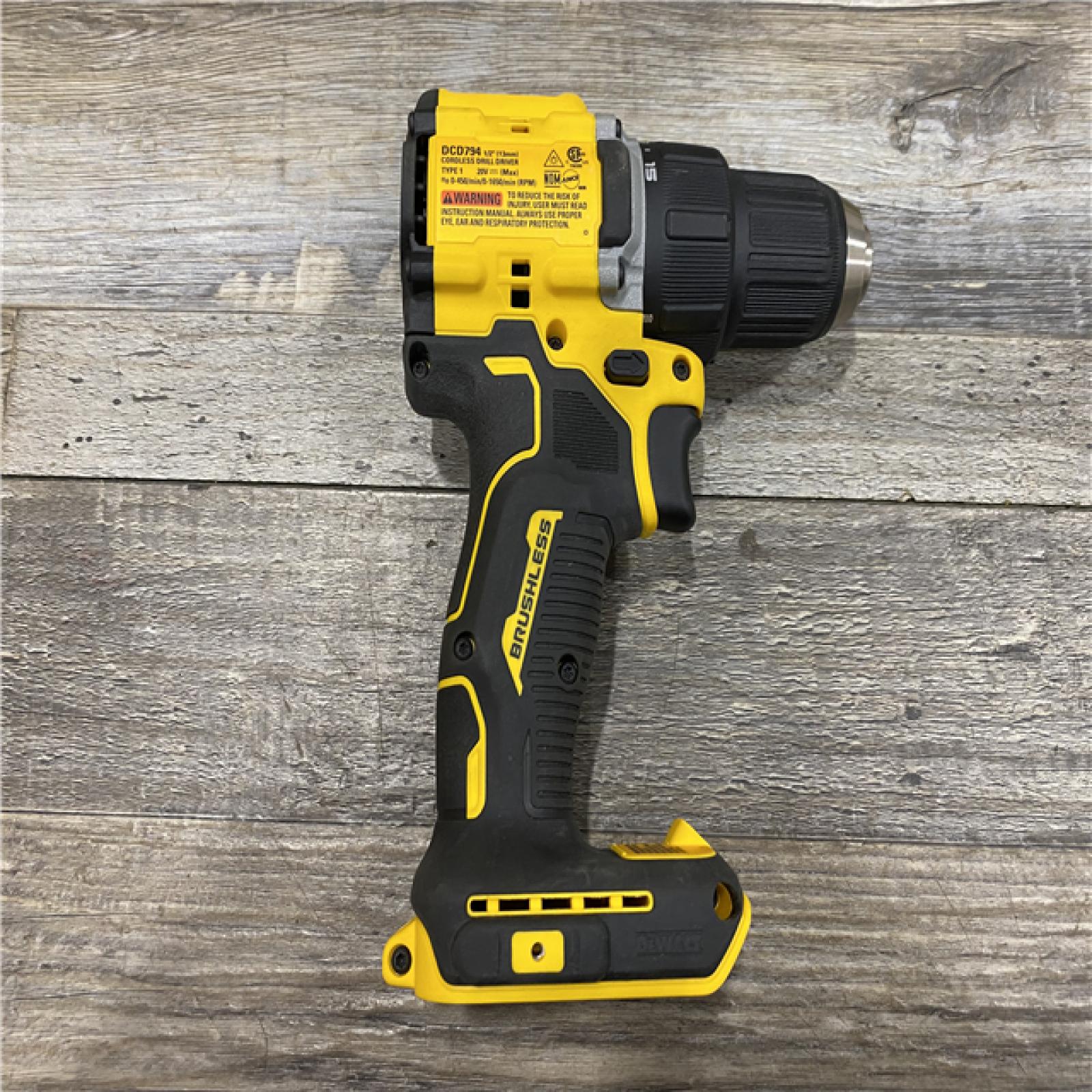 AS-IS DEWALT Atomic 20V Lithium-Ion Cordless Compact 1/2 in. Drill/Driver Kit