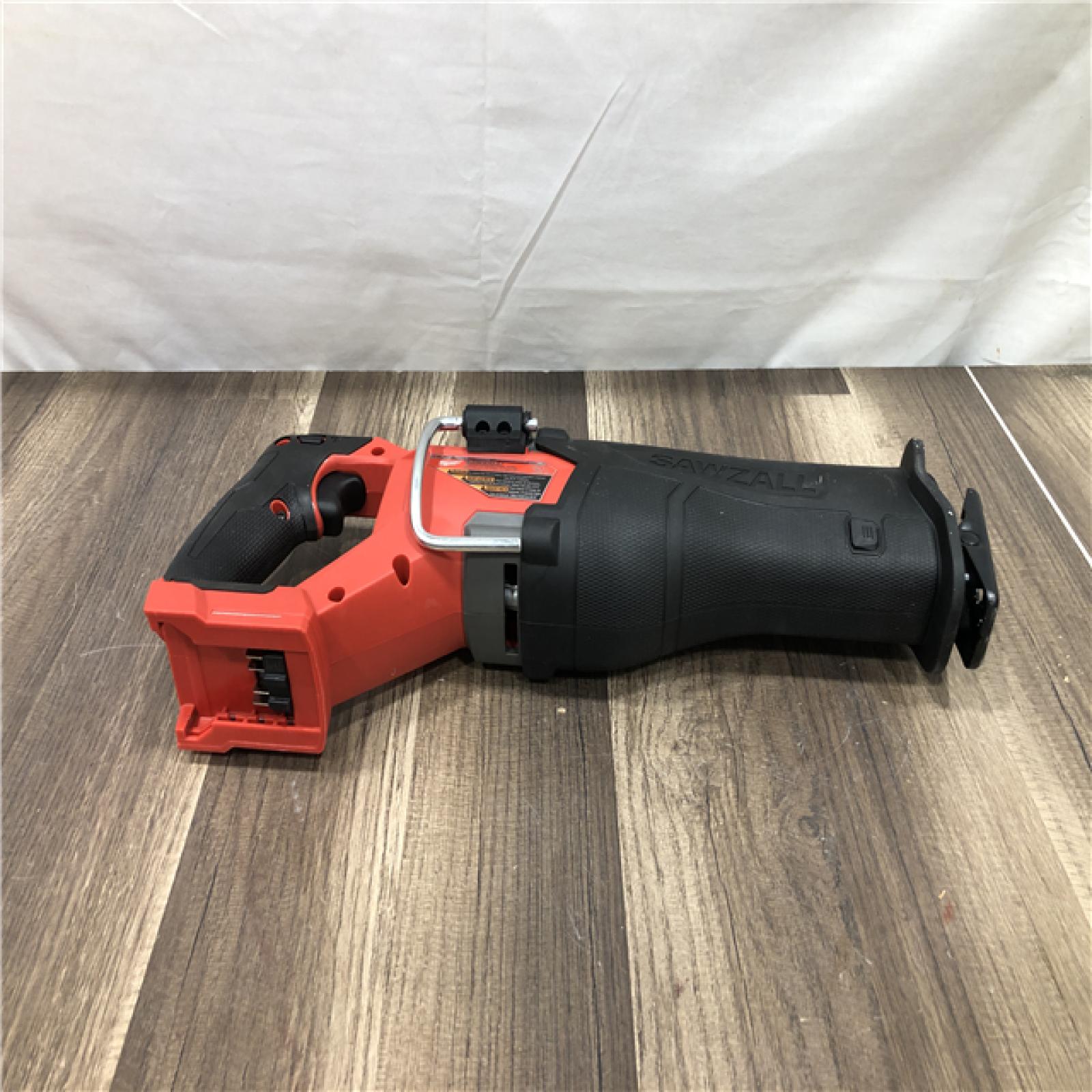AS-IS Milwaukee  FUEL GEN-2 18V Lithium-Ion Brushless Cordless SAWZALL Reciprocating Saw (Tool-Only)