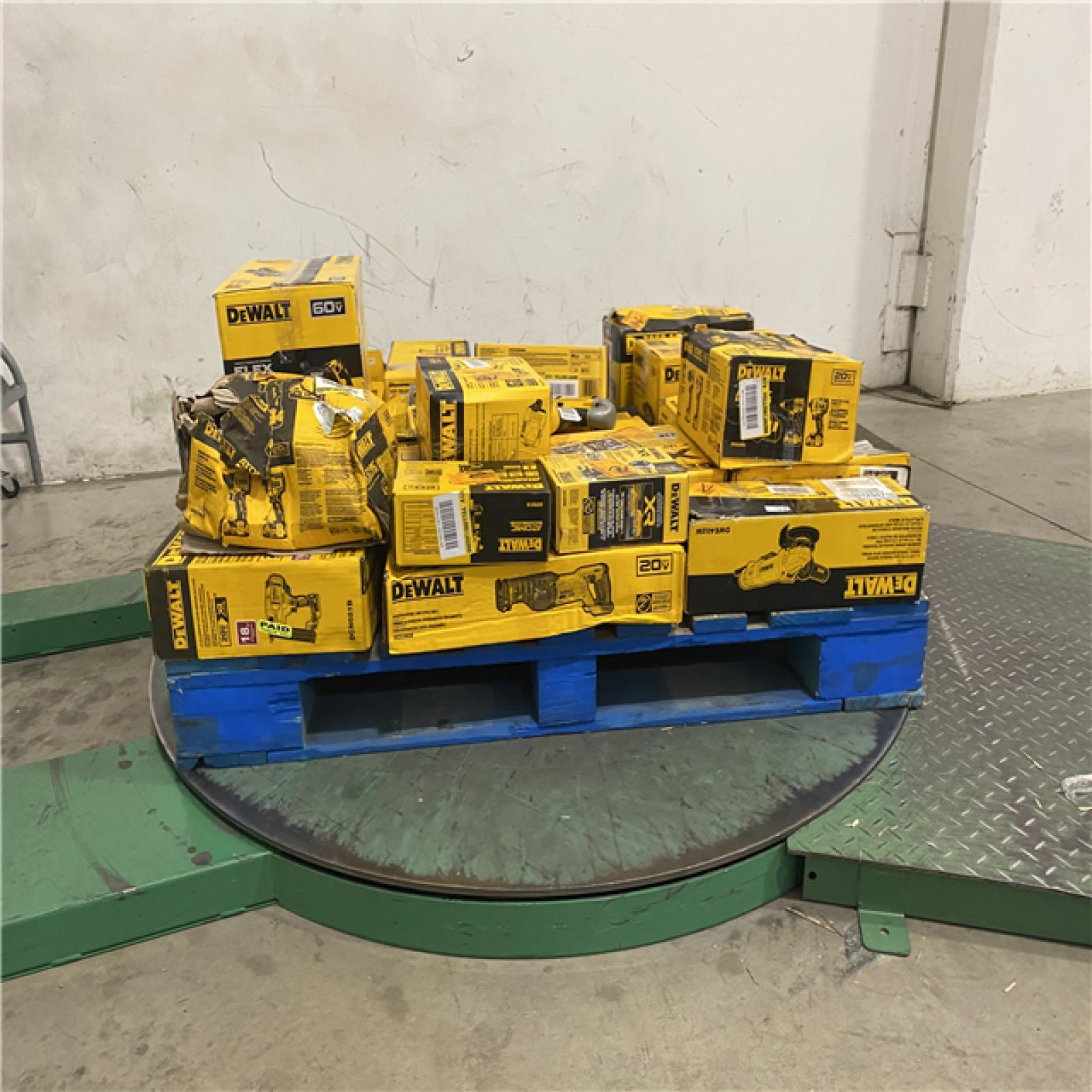 Dallas Location - As-Is DEWALT Tool Pallet