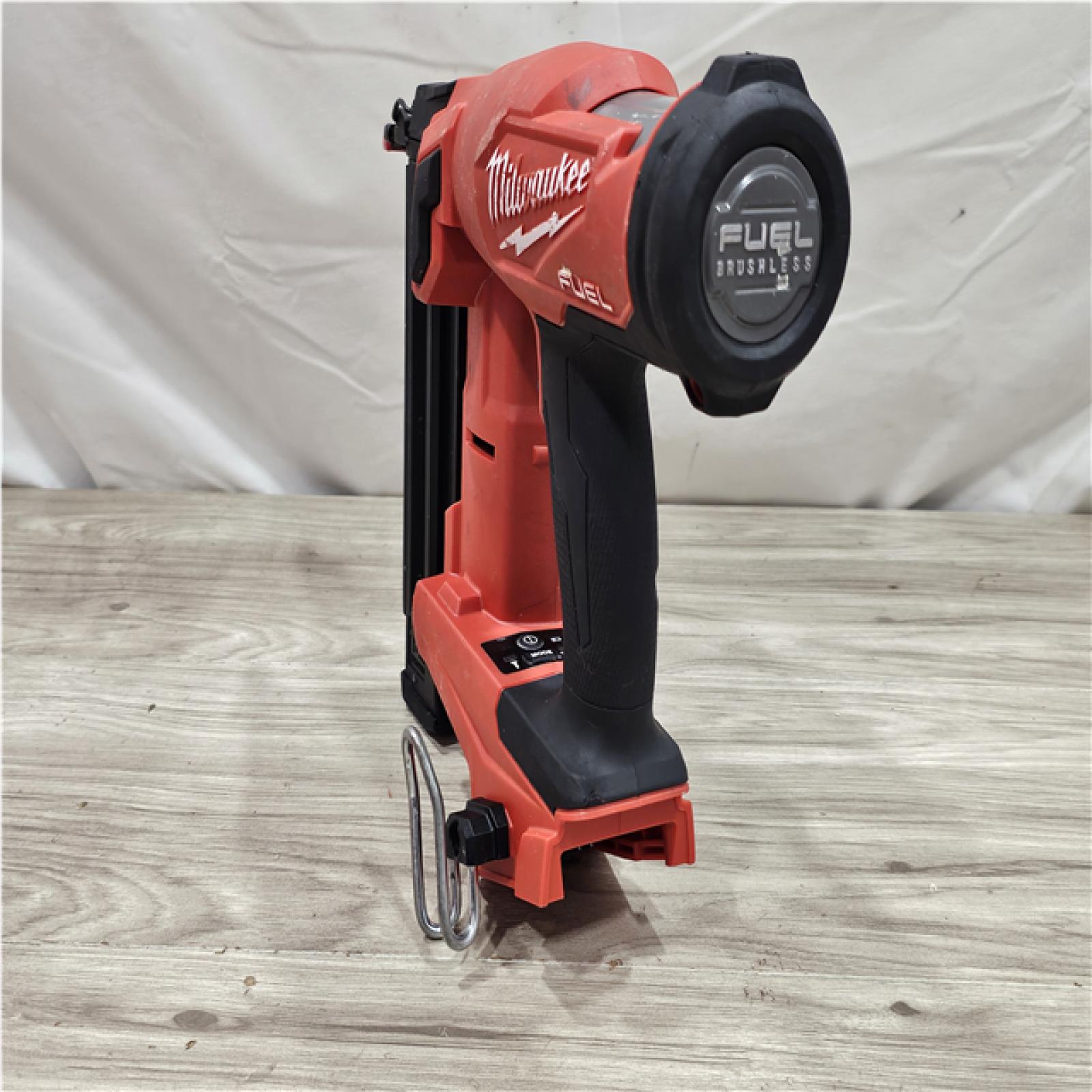 AS-IS Milwaukee FUEL 3-1/2 in. 18-Volt 21-Degree Lithium-Ion Brushless Cordless Framing Nailer (Tool-Only)
