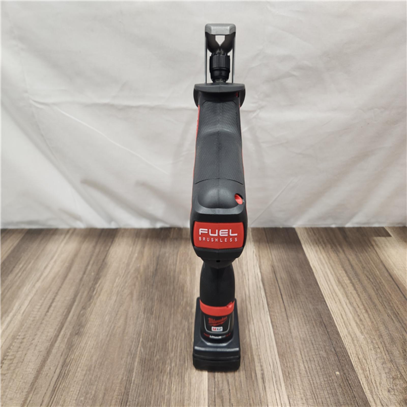 AS-IS- Milwaukee M12 FUEL 12-Volt Lithium-Ion Brushless Cordless HACKZALL Reciprocating Saw Kit W/ M12 4.0Ah Compact Battery