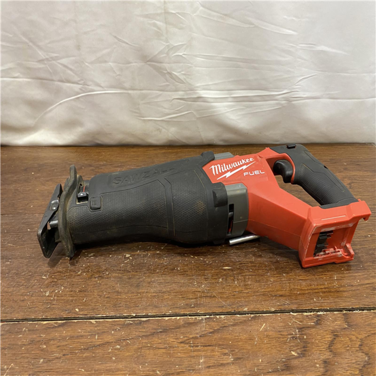 AS-IS Milwaukee M18 18V Fuel Sawzall 1-1/4  Reciprocating Saw Cordless Lithium-Ion Brushless 2821-20