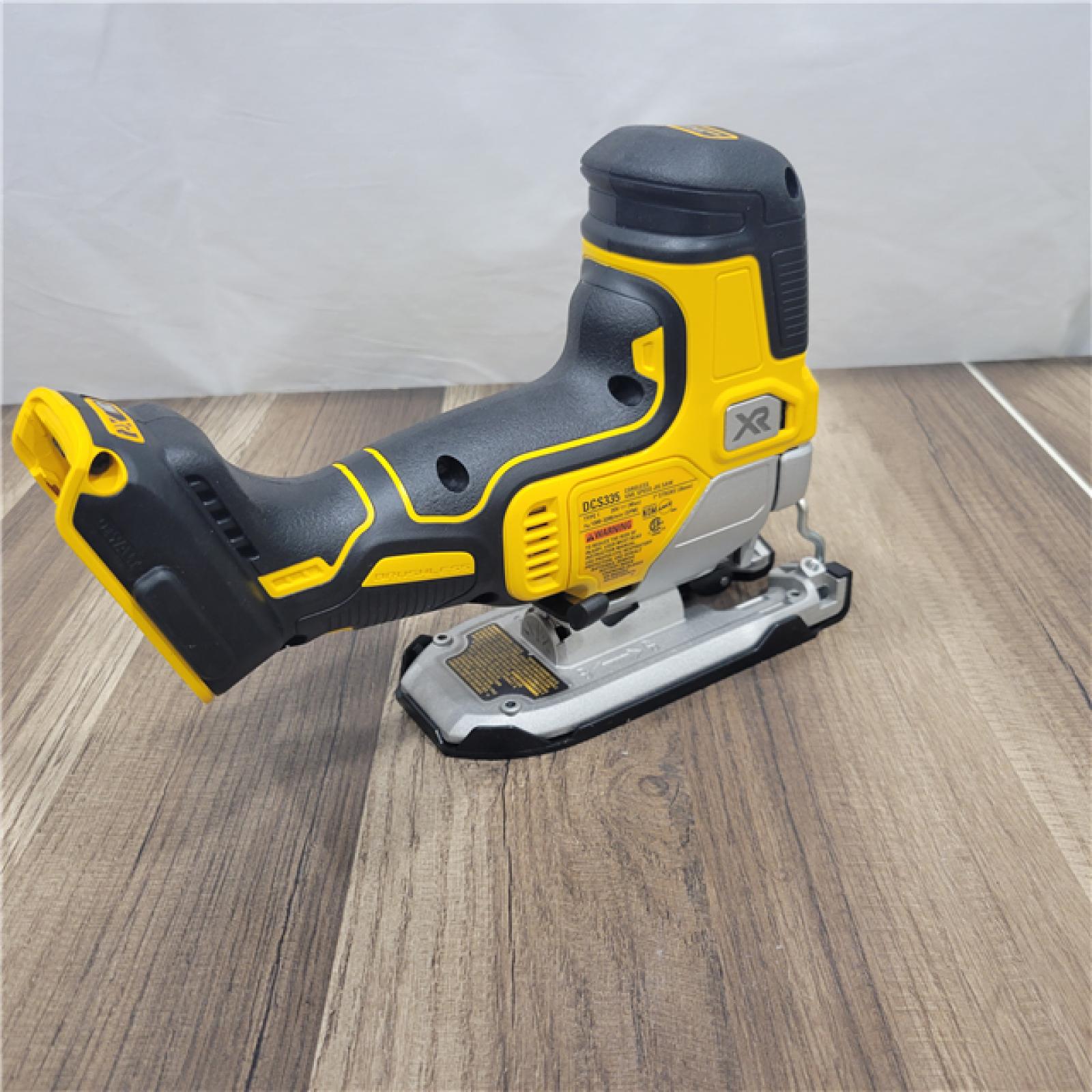 AS-IS DEWALT 20V MAX XR Cordless Barrel Grip Jigsaw (Tool Only)