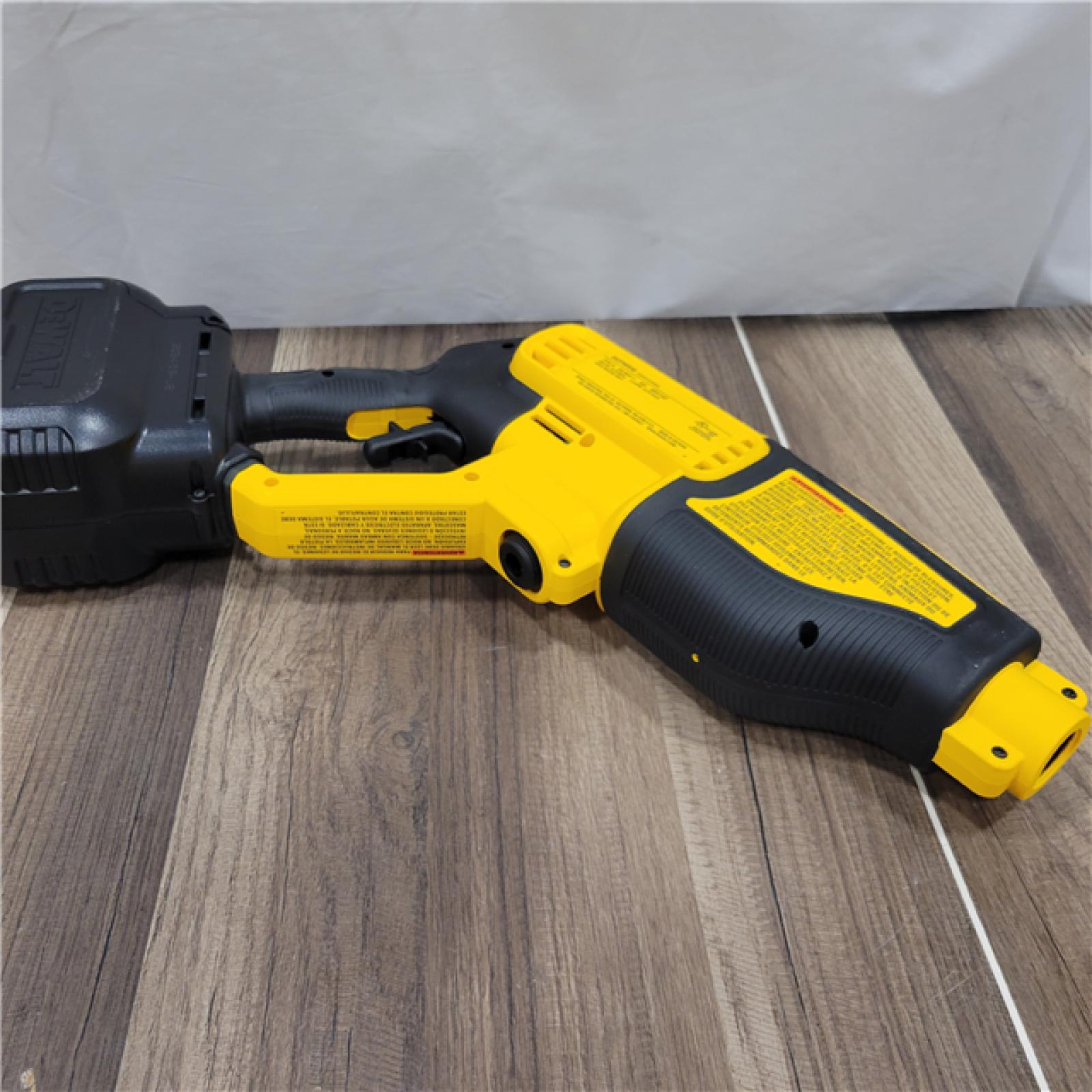 AS-IS DEWALT  20V 550 PSI  1 GPM Cordless Power Cleaner W/ 4 Nozzles Tool-Only DCPW550B