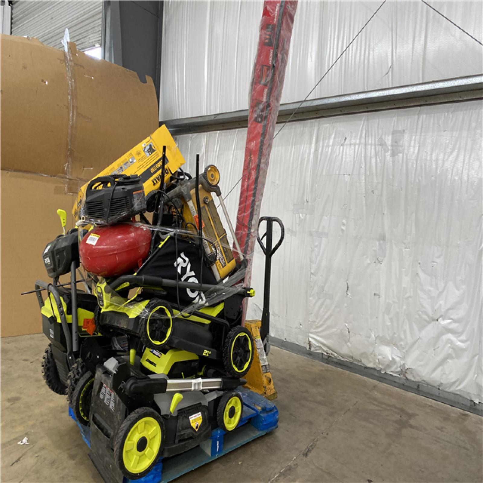 Houston Location AS IS - Tool Pallet