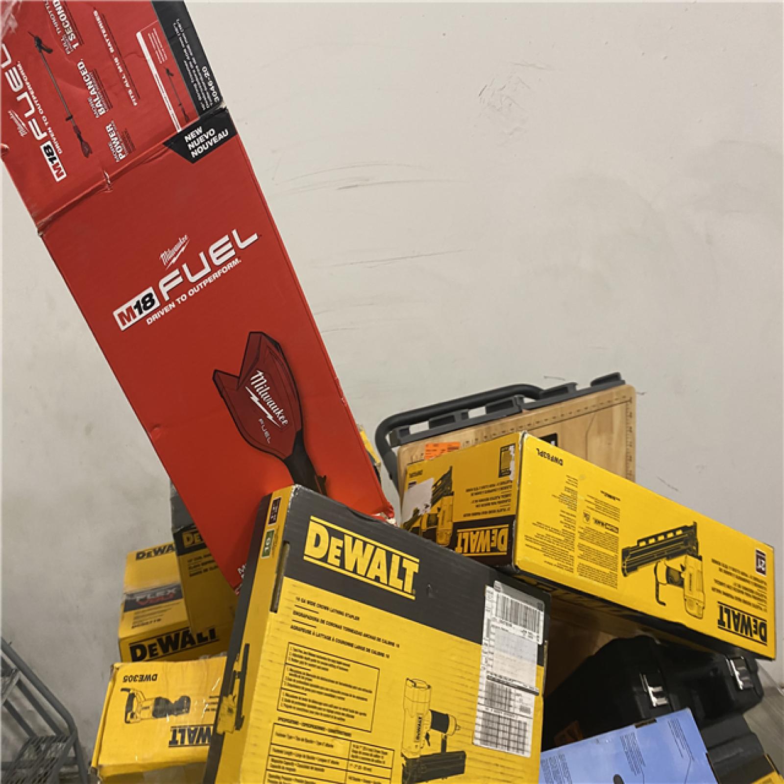 Dallas Location - As-Is Tool Pallet
