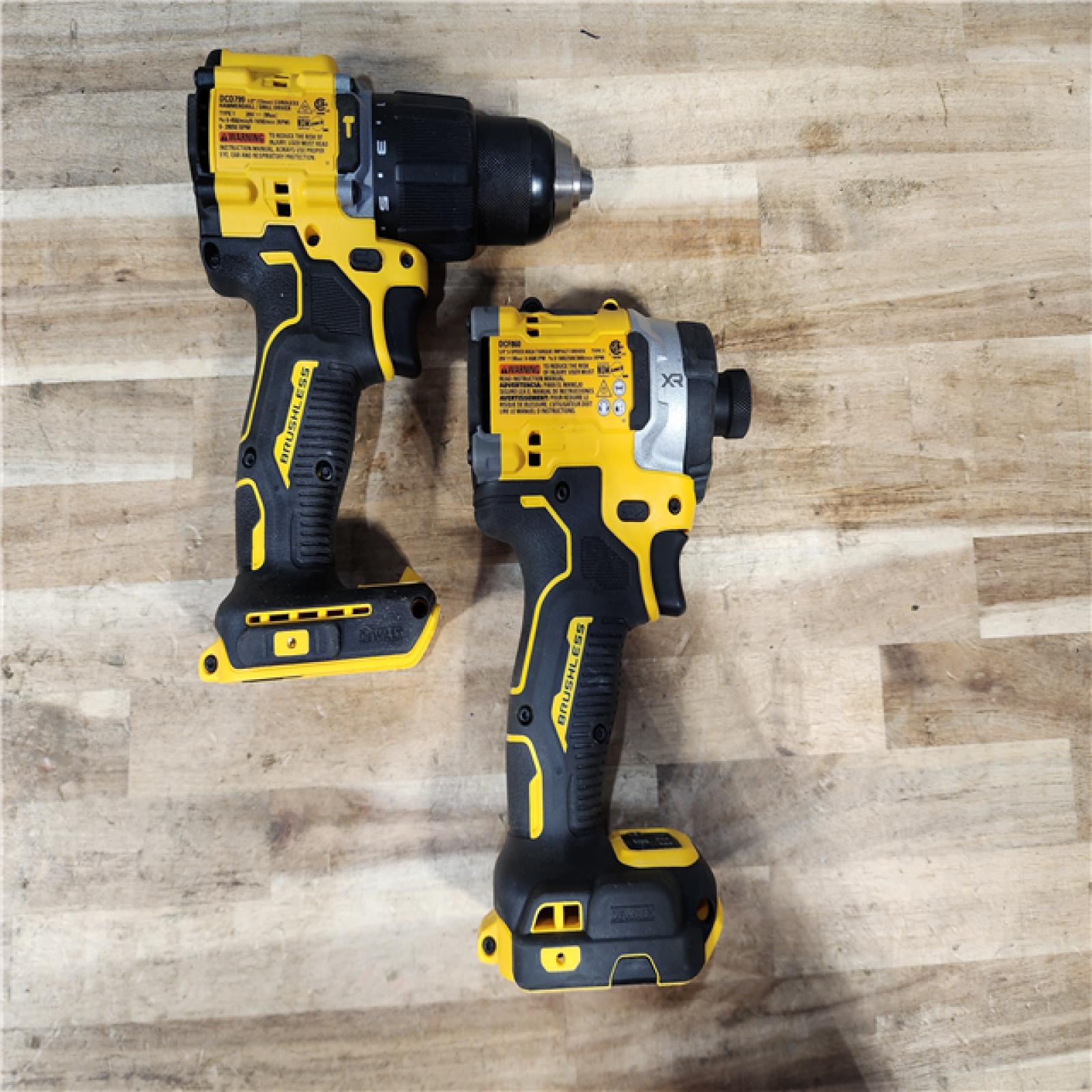 HOUSTON LOCATION - AS-IS DEWALT 2 TOOL COMBO KIT W/ (2) BATTERY & CHARGER