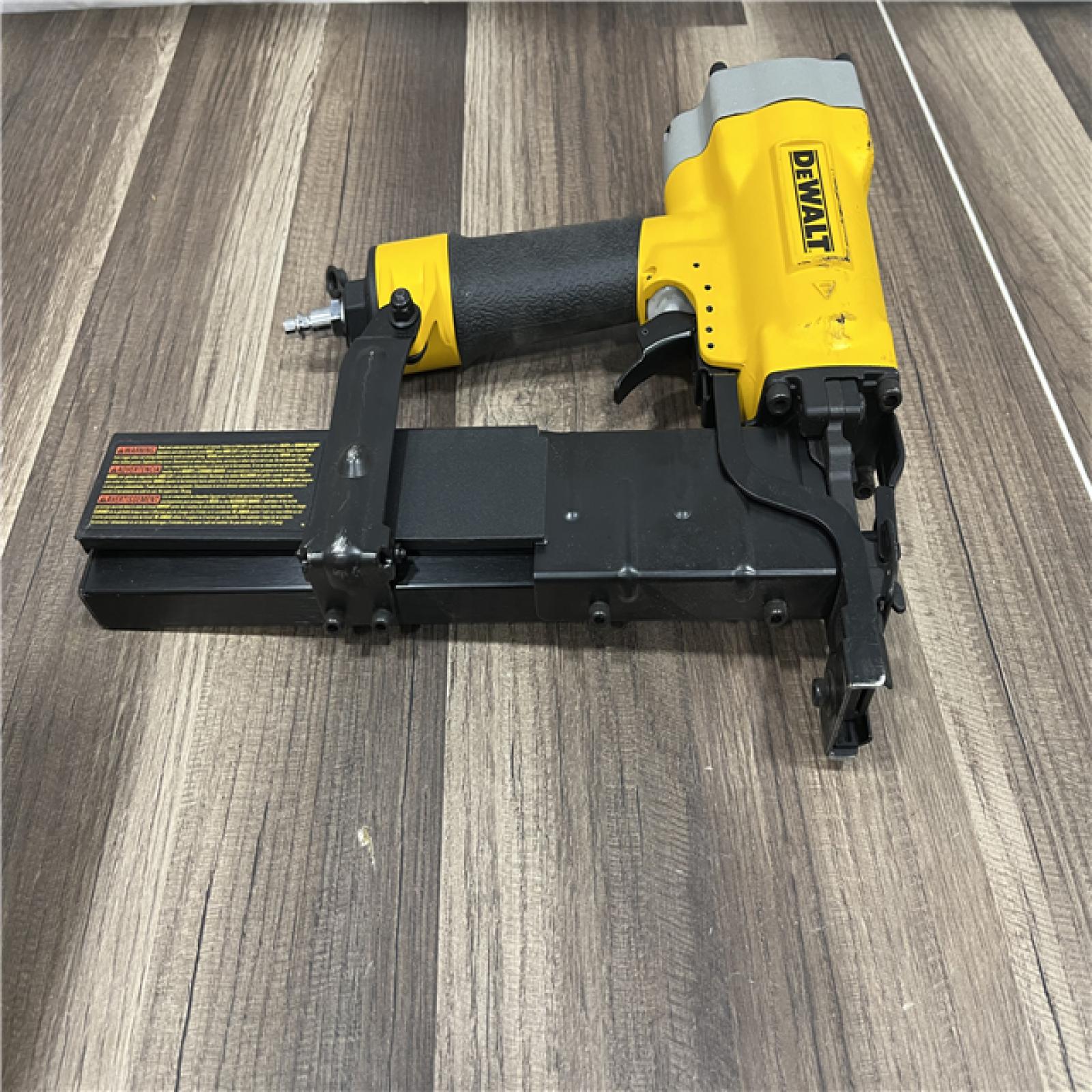 AS-IS DeWalt 16 Gauge 1 Crown 2 Lathing Stapler