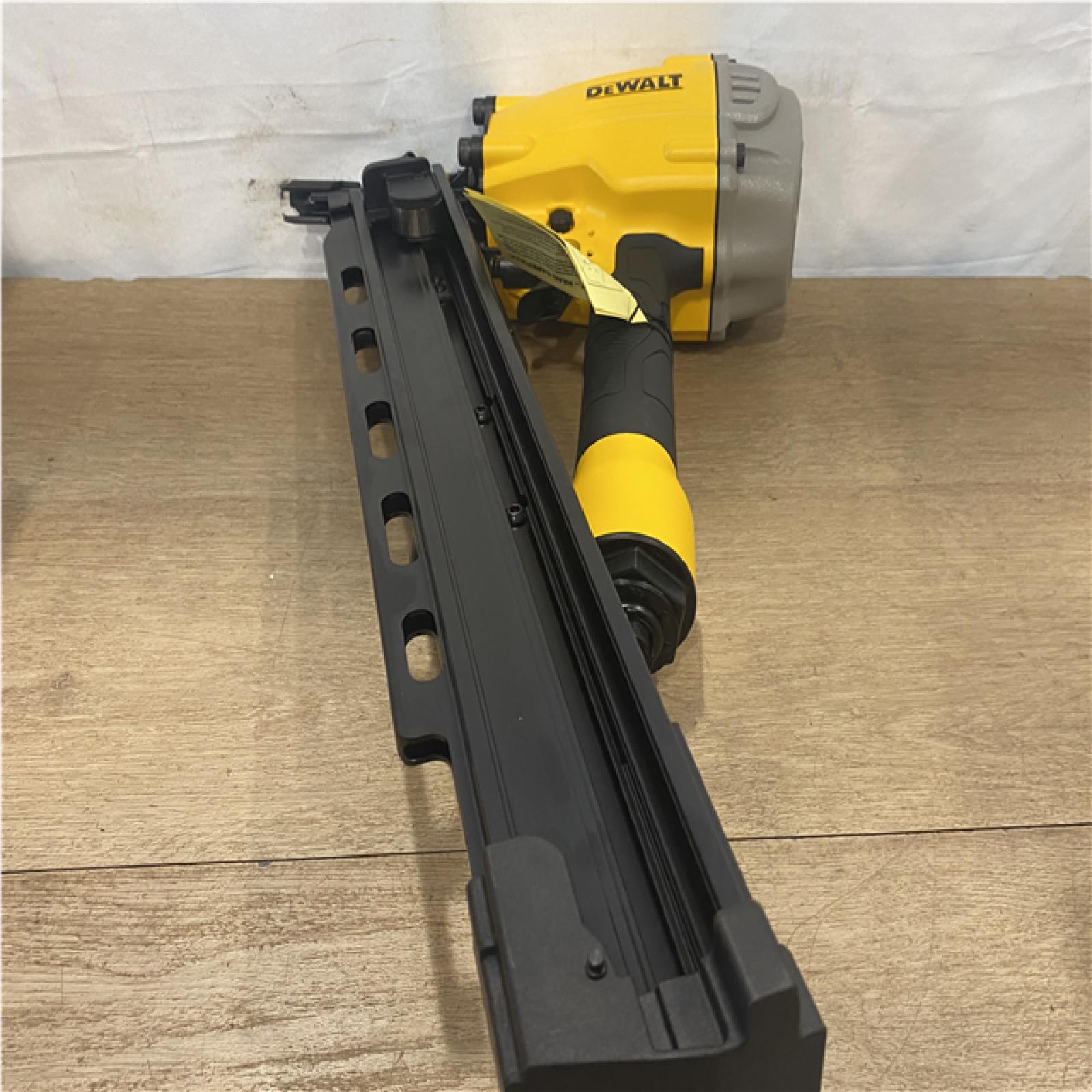 AS-IS DEWALT Pneumatic 21-Degree Collated Corded Framing Nailer