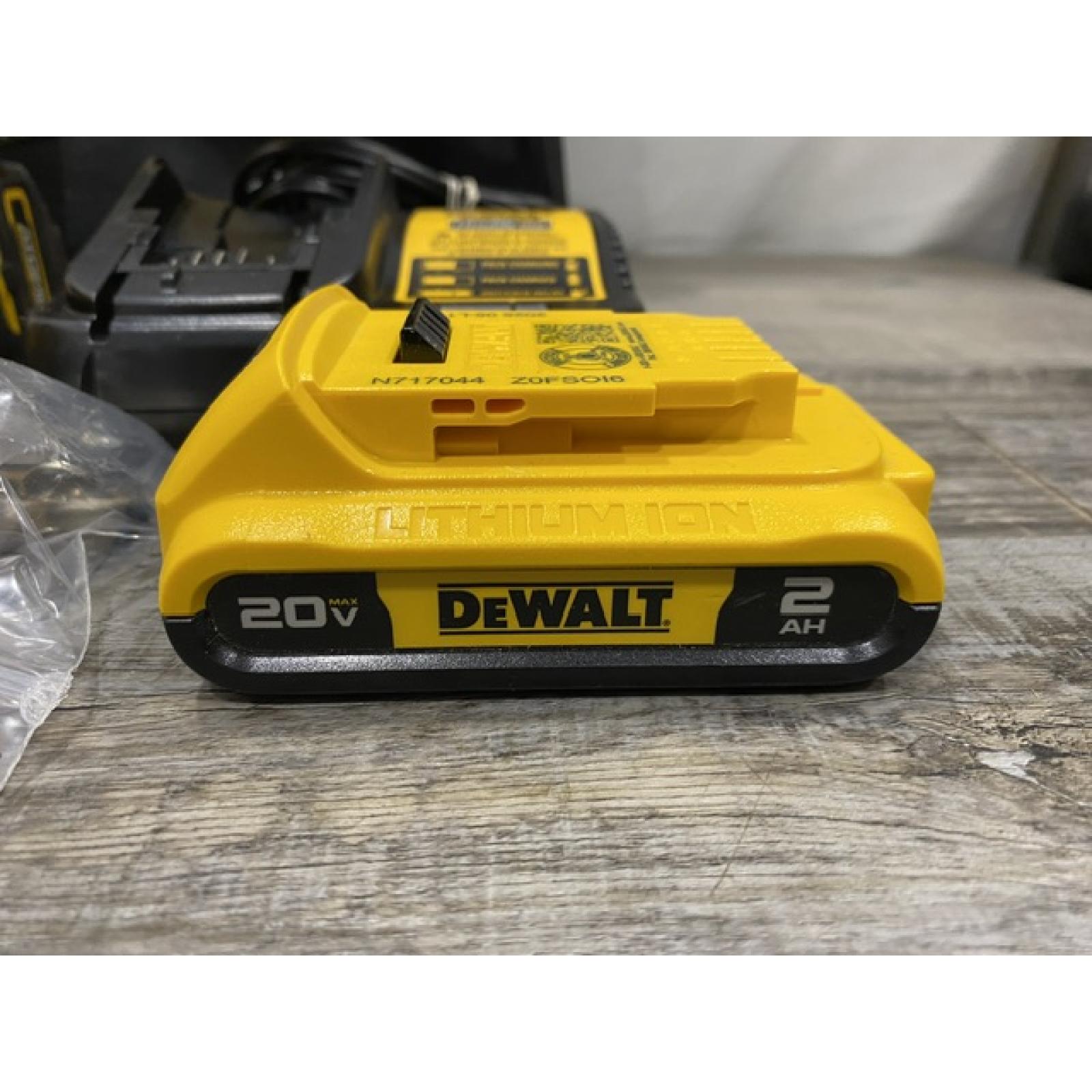 AS-IS DEWALT Atomic 20V Max Lithium-Ion Brushless Cordless Compact 1/4 in. Impact Driver Kit