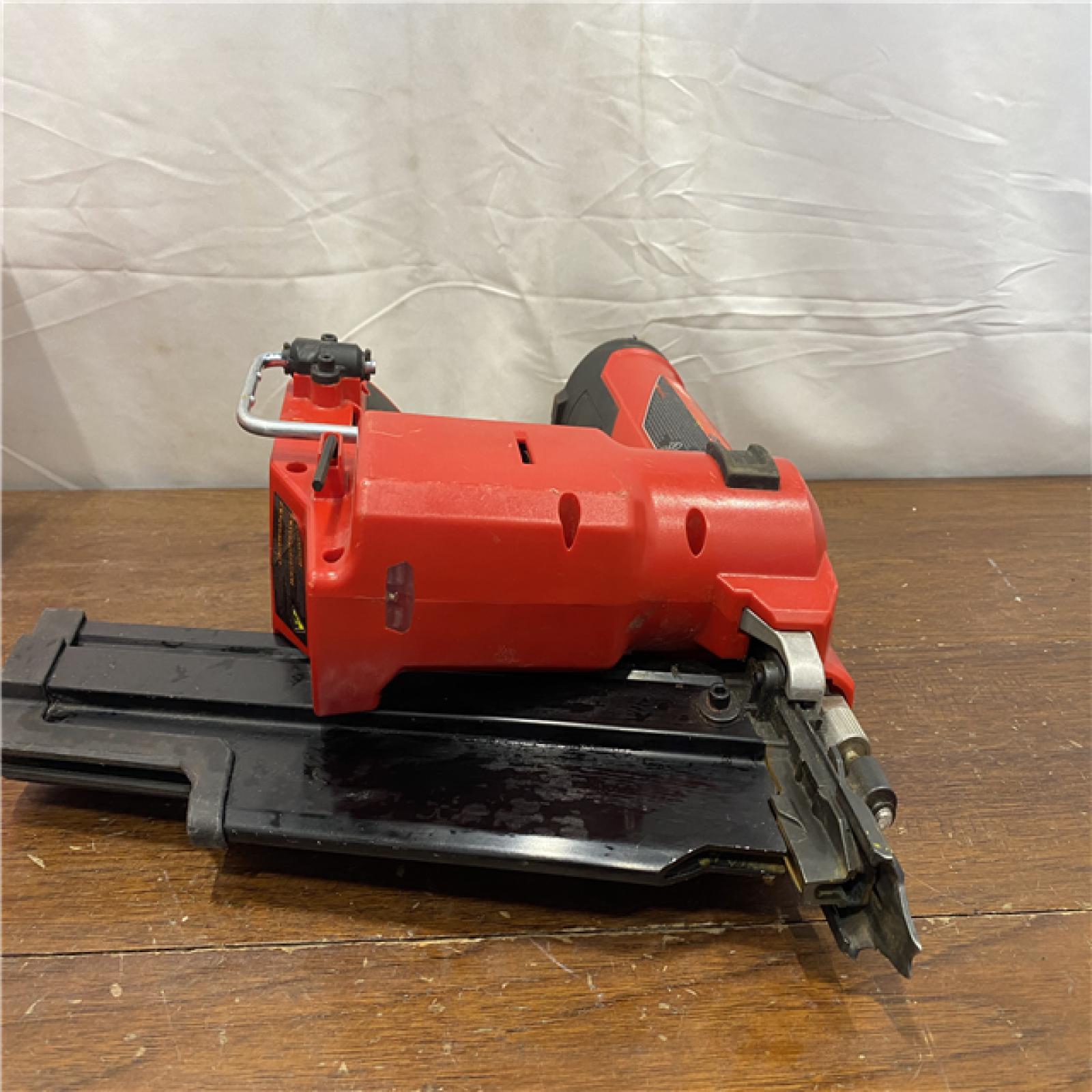AS-IS Milwaukee 2744-20 M18 FUEL 21-Degree Cordless Framing Nailer (Tool Only)