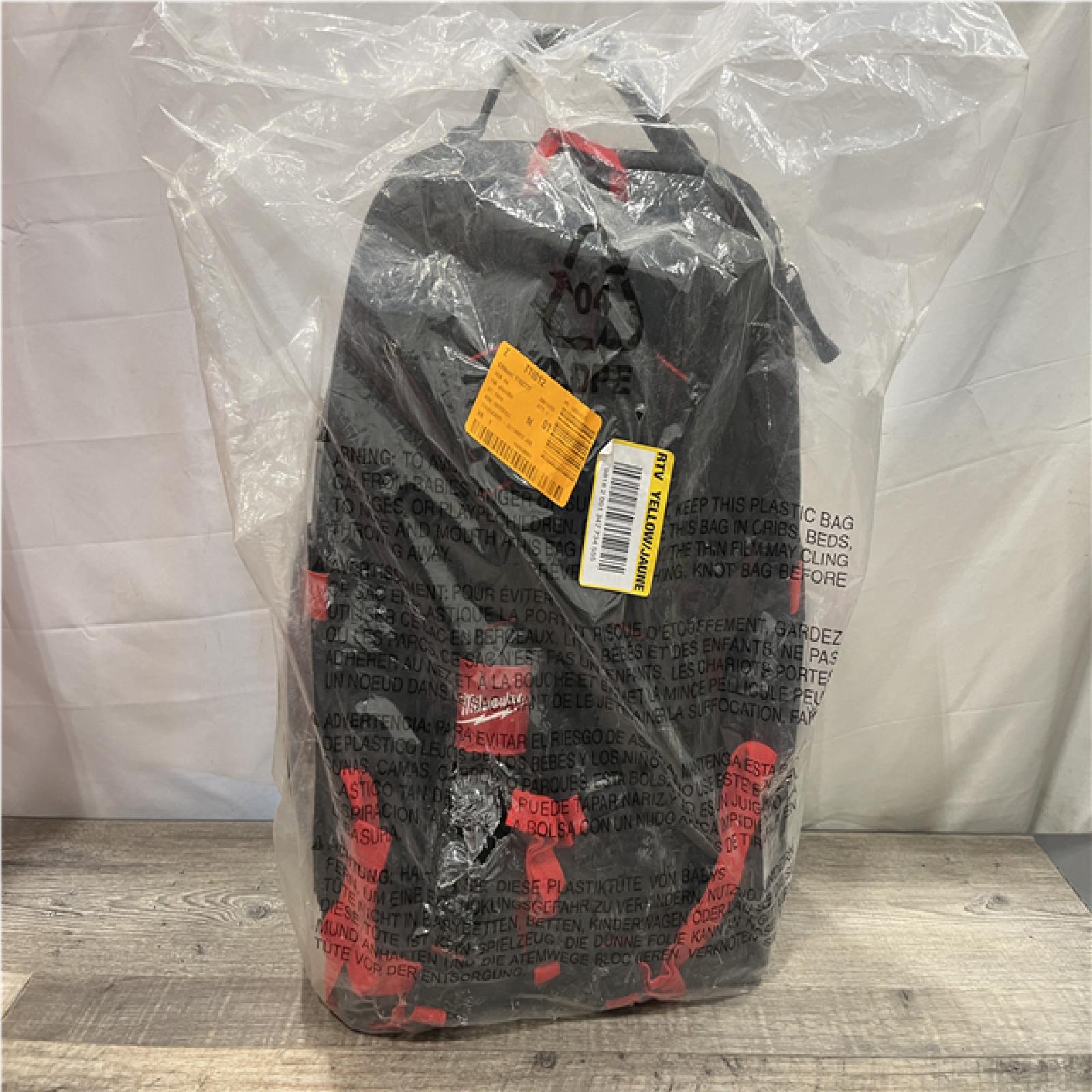 NEW - Milwaukee 15 in. Ultimate Jobsite Tool Backpack