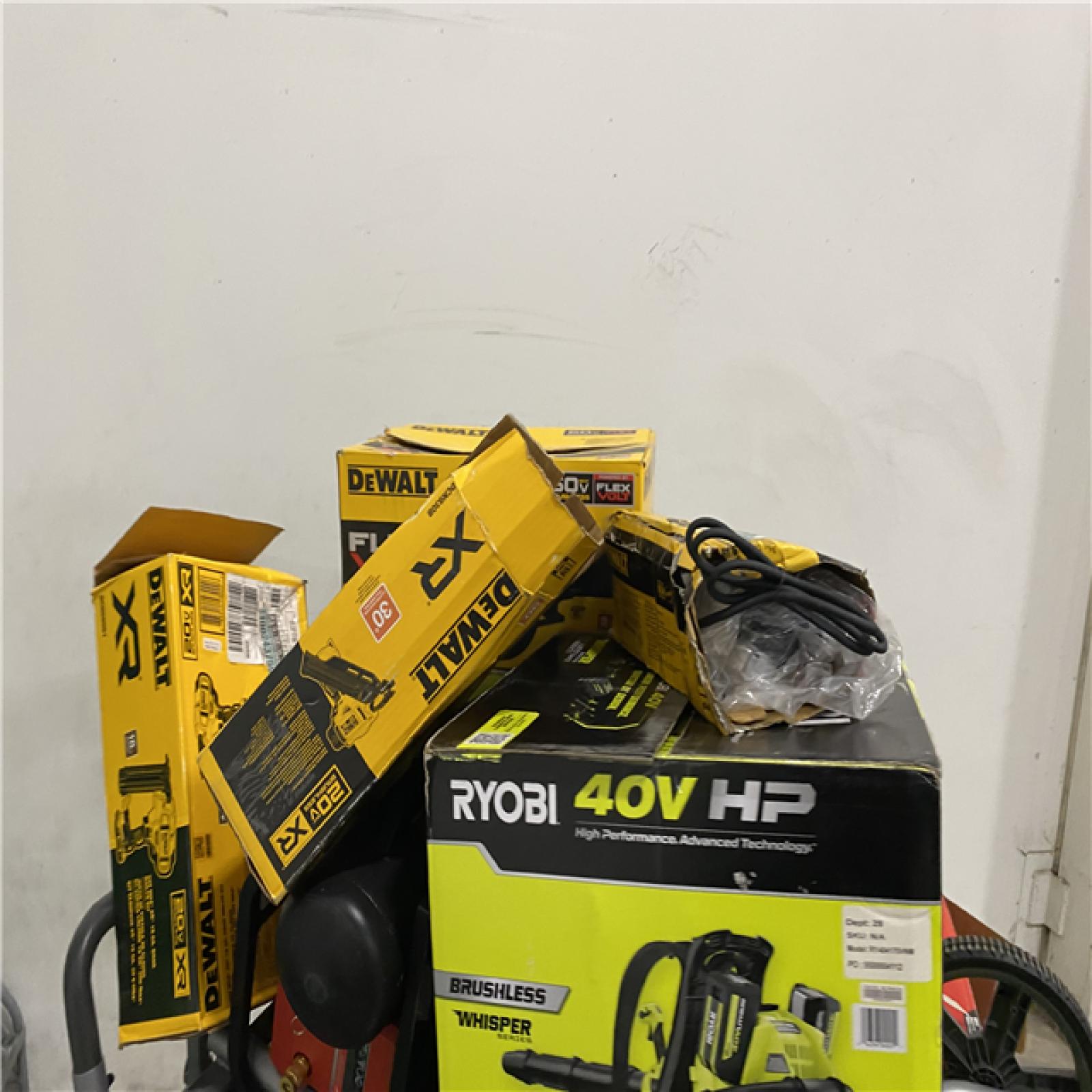 Dallas Location - As-Is Tool Pallet