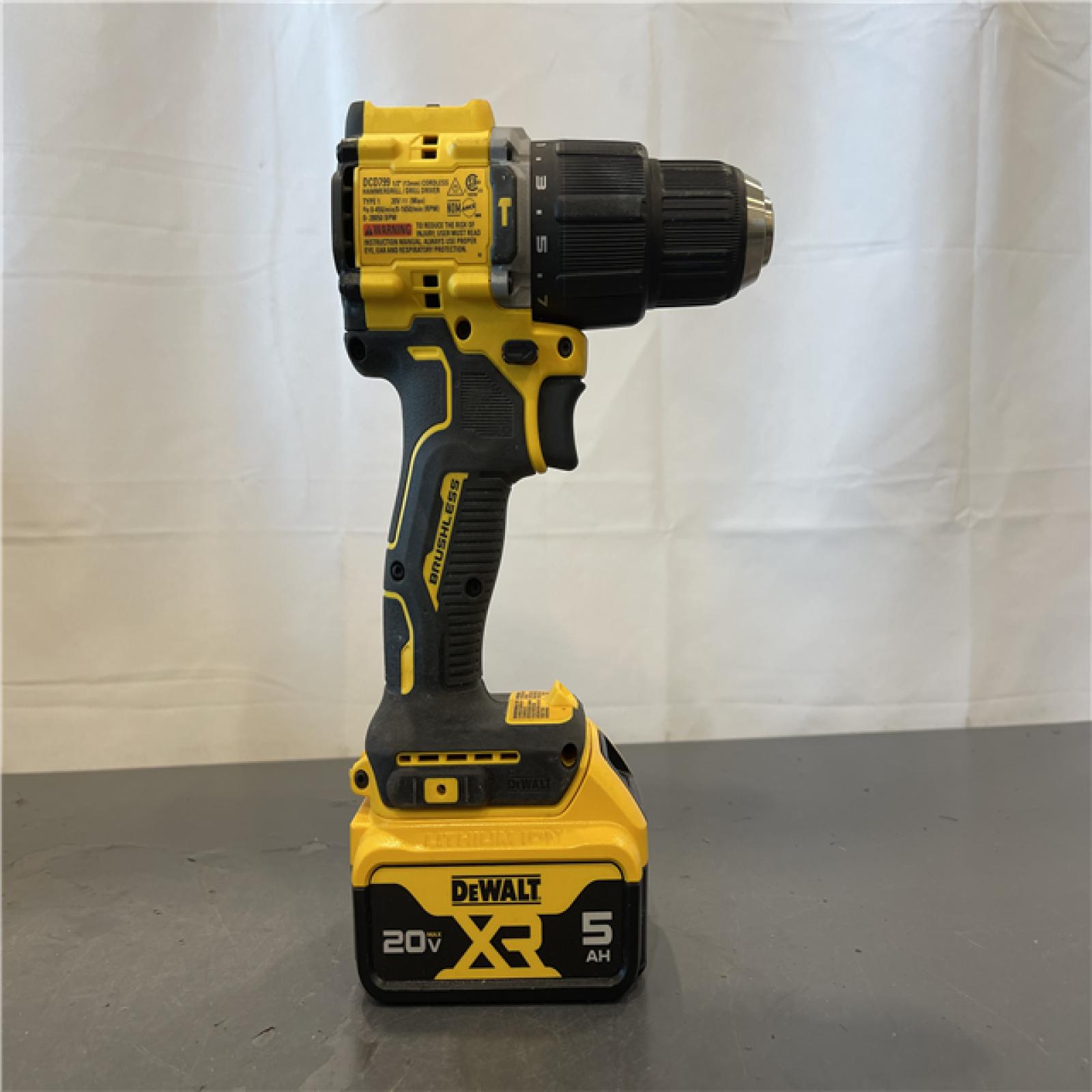 AS-IS - DEWALT ATOMIC 20V Lithium-Ion Cordless 1/2 in. Hammer Drill Kit