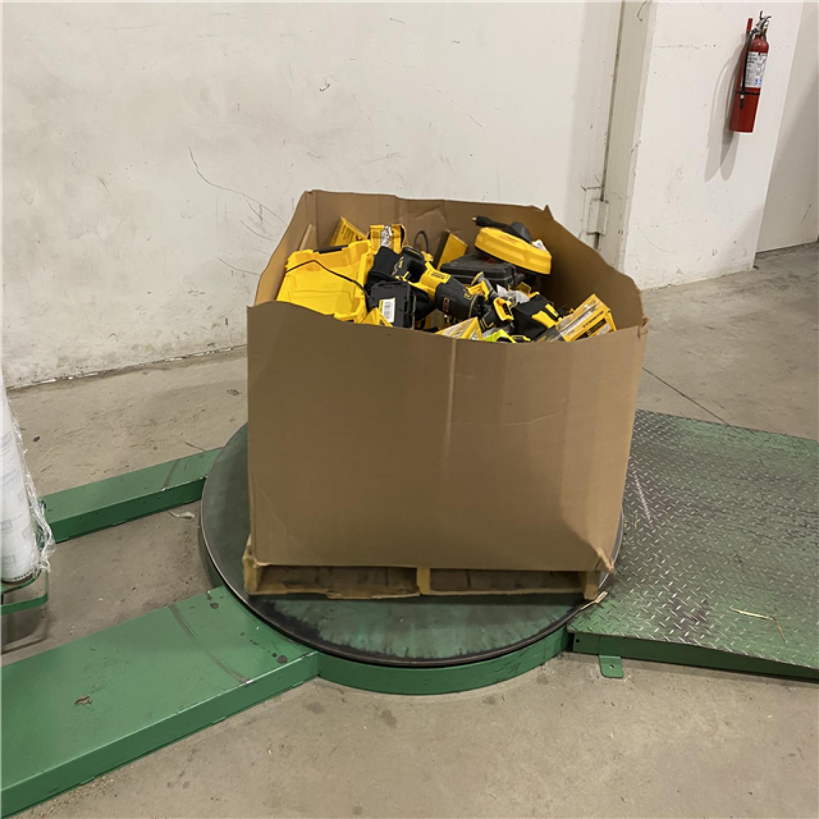 Dallas Location - As-Is DEWALT Tool Pallet