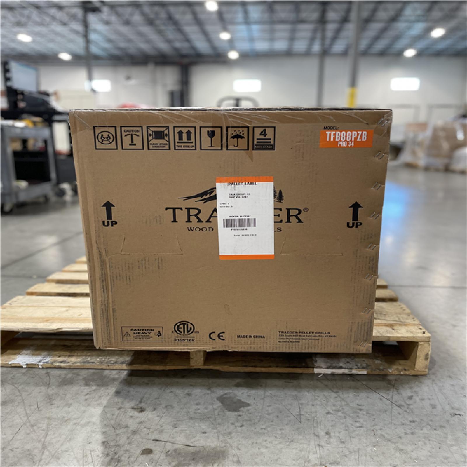 DALLAS LOCATION- TRAEGER Pro Series 34-Pellet Grill and Smoker in Bronze