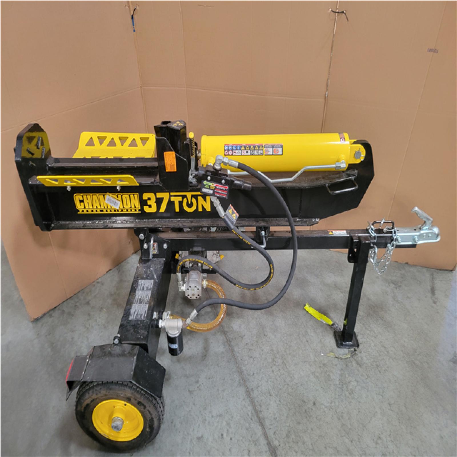 CALIFORNIA AS-IS CHAMPION 37 TON LOG SPLITTER WITH 338CC MOTOR
