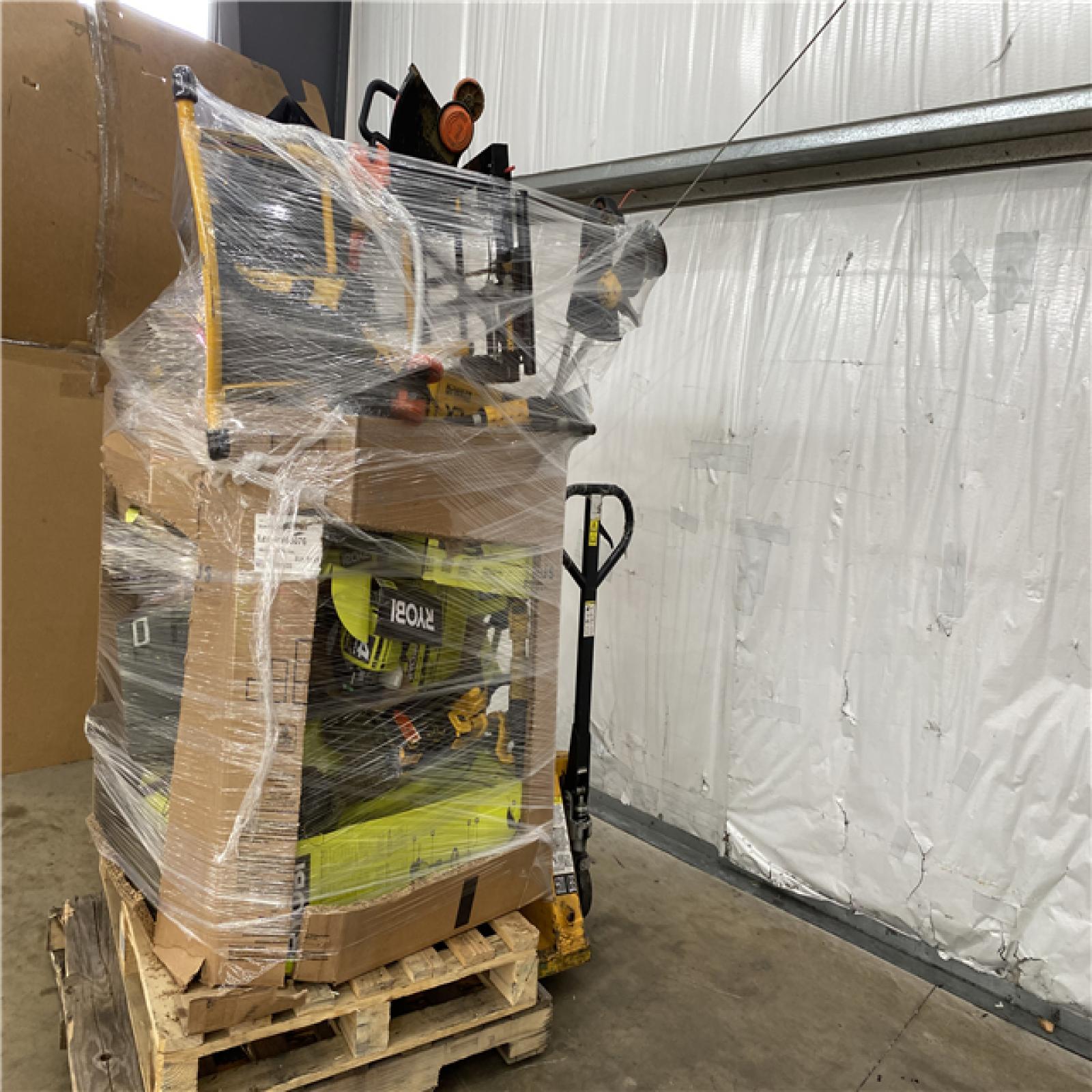 Houston Location AS IS - Tool Pallet