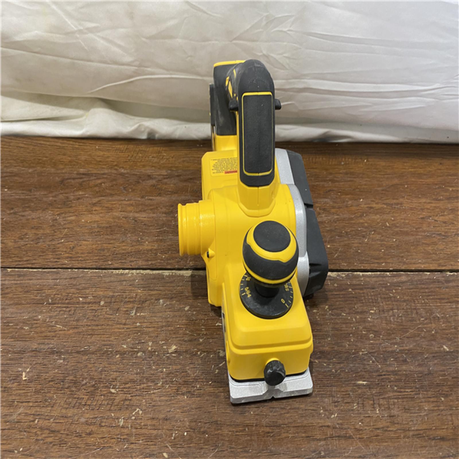 AS-IS DEWALT DCP580B 20V MAX Lithium Ion Brushless Planer