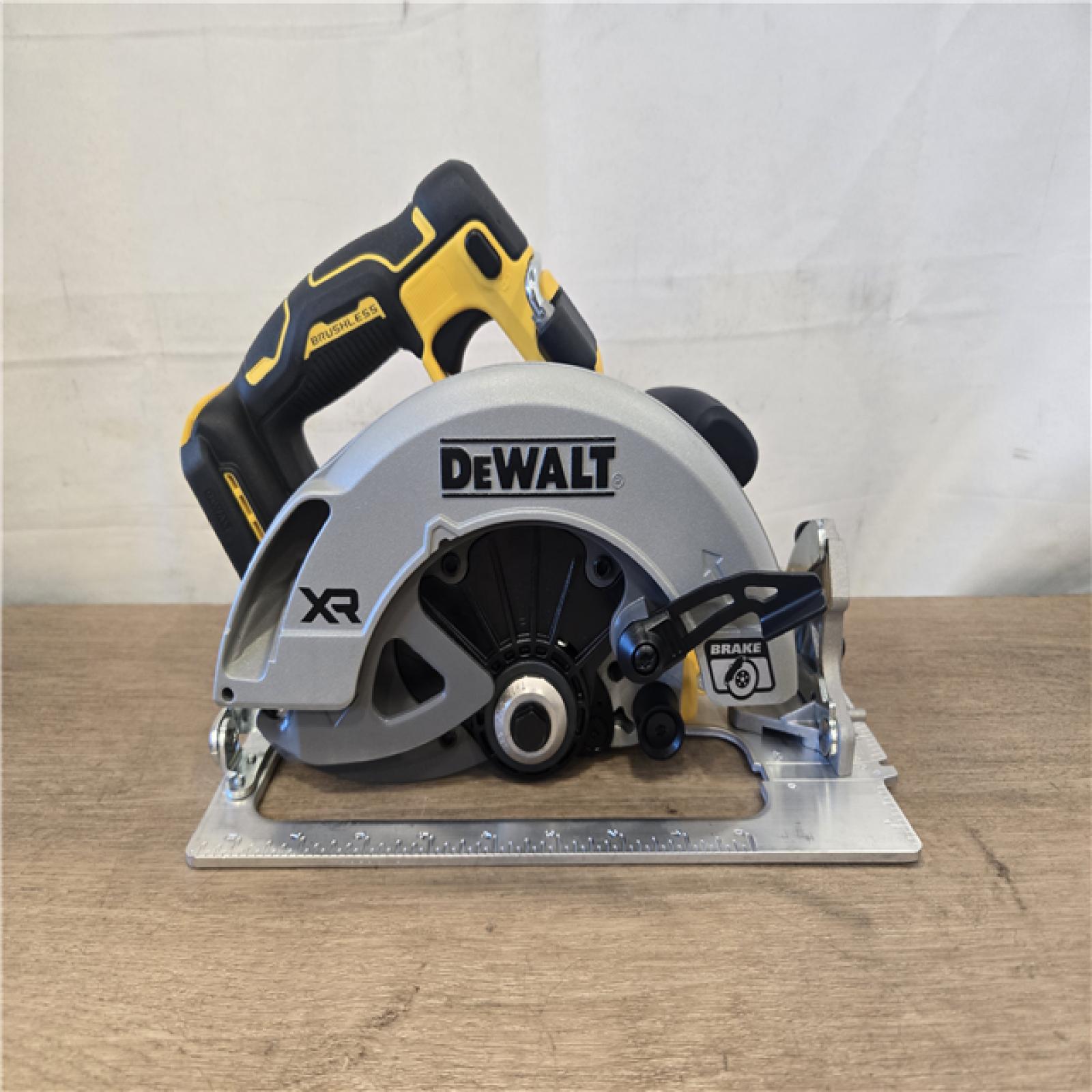 AS-IS DEWALT 20V Cordless 5-Tool Combo Kit