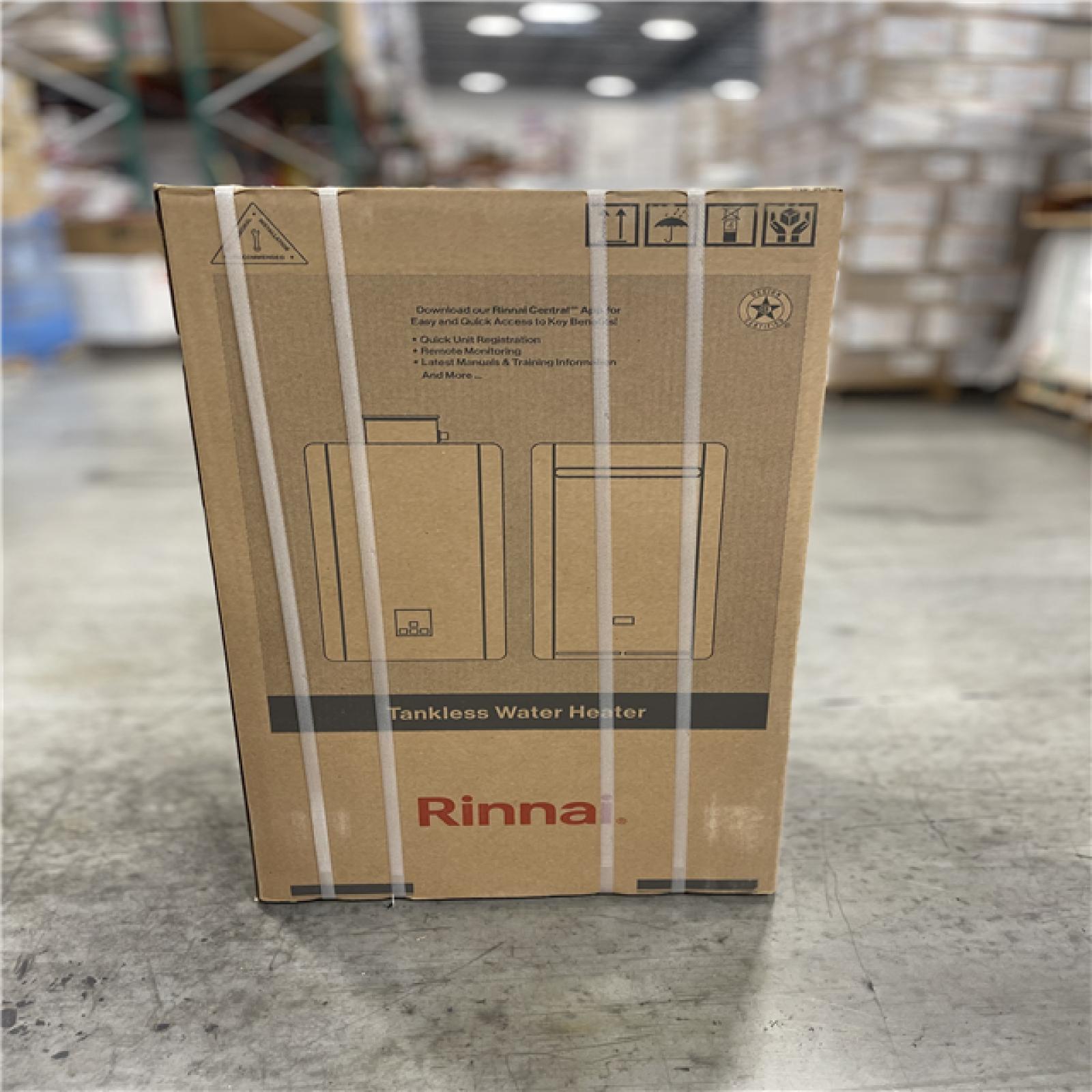 DALLAS LOCATION- NEW!- RINNAI 160 000 BTU  Non-Condensing Outdoor Tankless Water Heater (Propane)