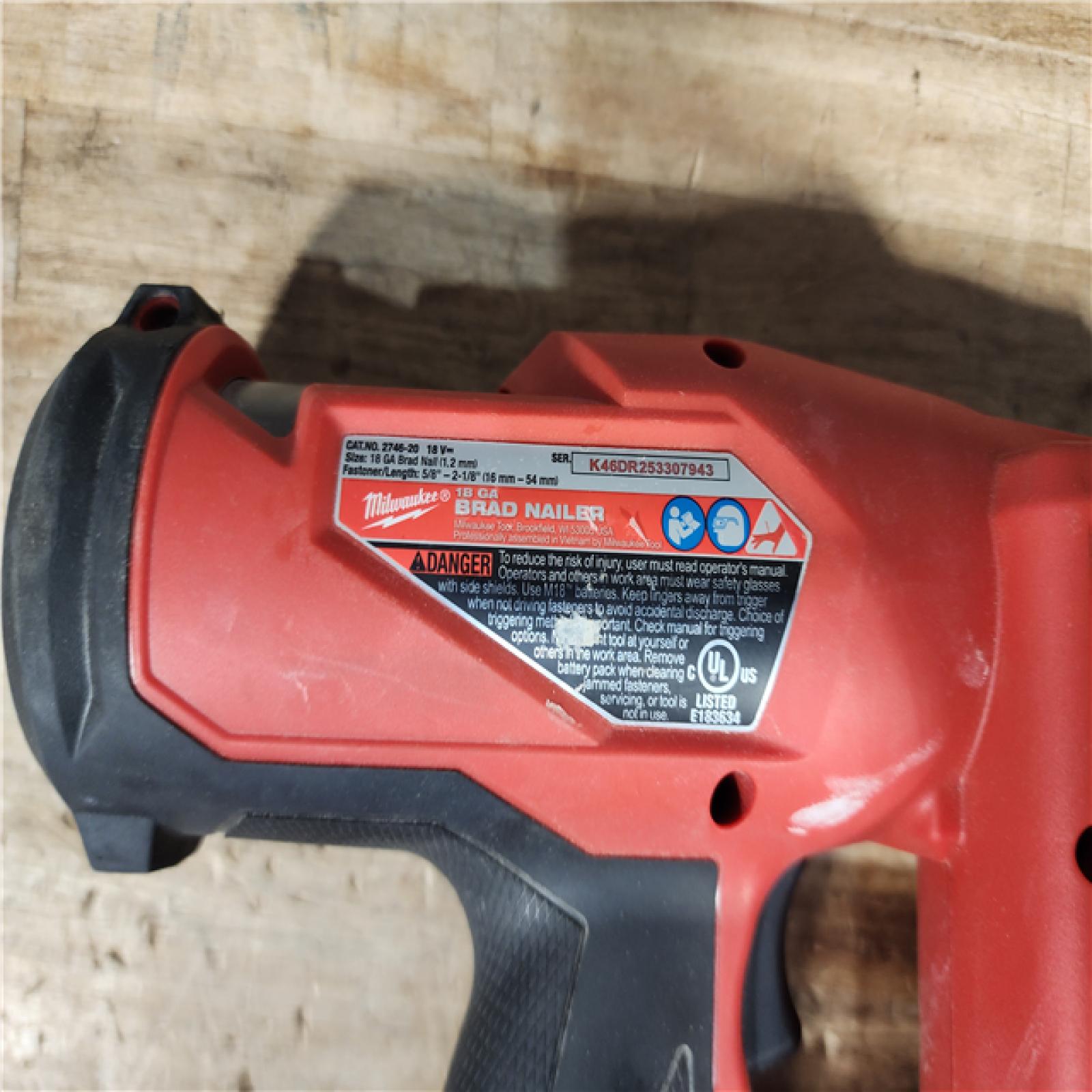 HOUSTON LOCATION - AS - IS Milwaukee FUEL 18-Volt Lithium-Ion Brushless Cordless Gen II 18-Gauge Brad Nailer (Tool-Only)