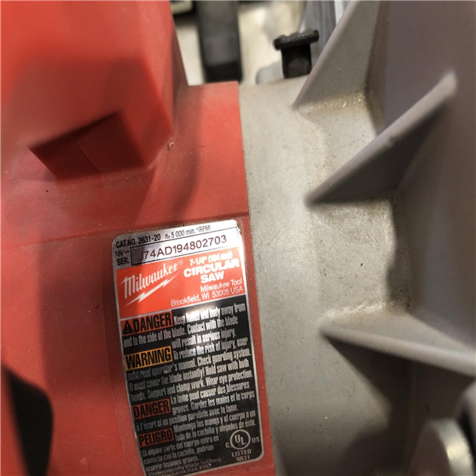 AS-IS Milwaukee 18V Lithium-Ion Brushless Cordless 7-1/4 in. Circular Saw (Tool-Only)