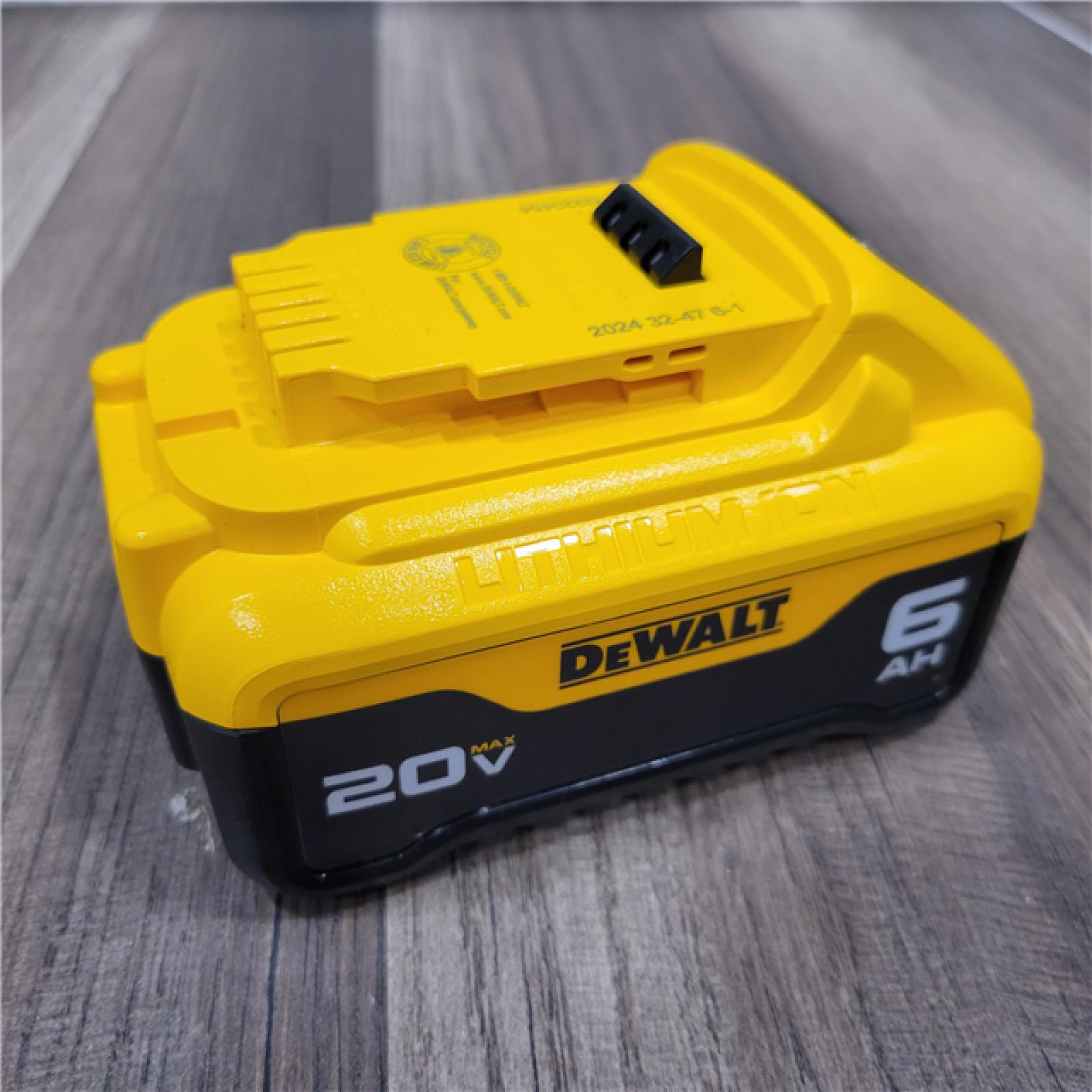 LIKE NEW! DEWALT 20-Volt MAX XR Lithium-Ion Premium Battery Pack 6.0Ah
