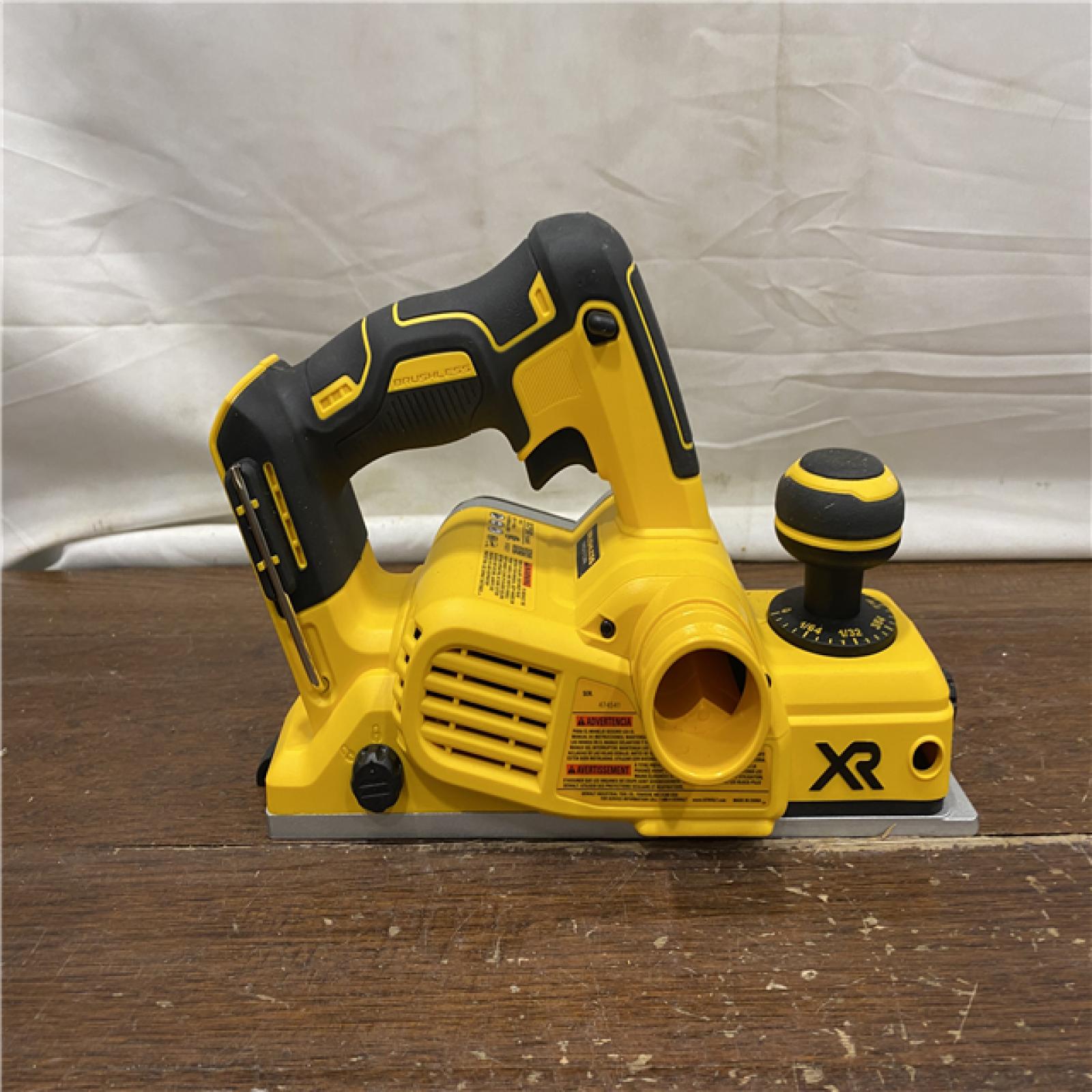 AS-IS DEWALT DCP580B 20V MAX Lithium Ion Brushless Planer