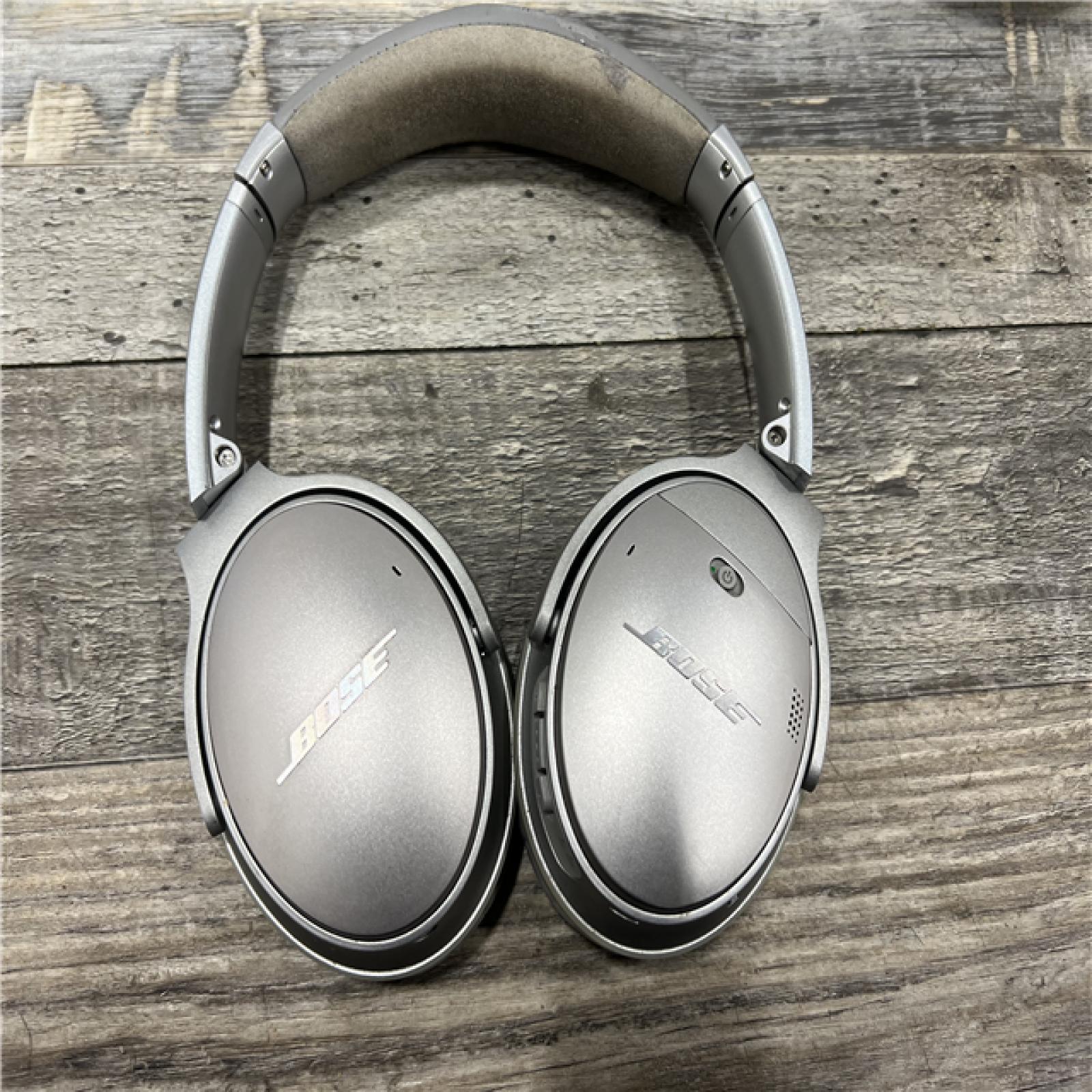 AS-IS Bose QuietComfort 35 QC35 Wireless Headphones - Silver