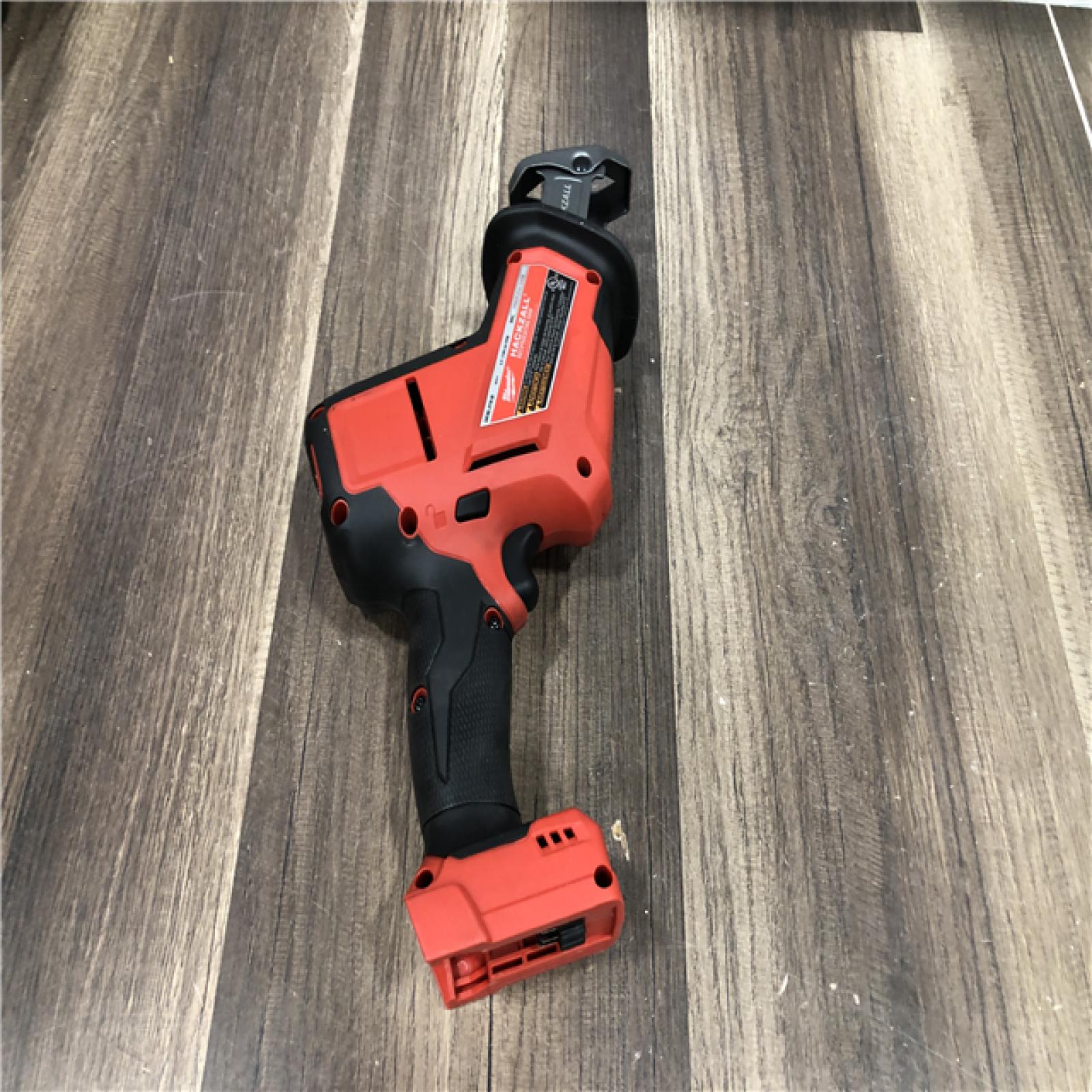 AS-IS Milwaukee M18 FUEL 18V Lithium-Ion Cordless Brushless Oscillating Multi-Tool (Tool-Only)