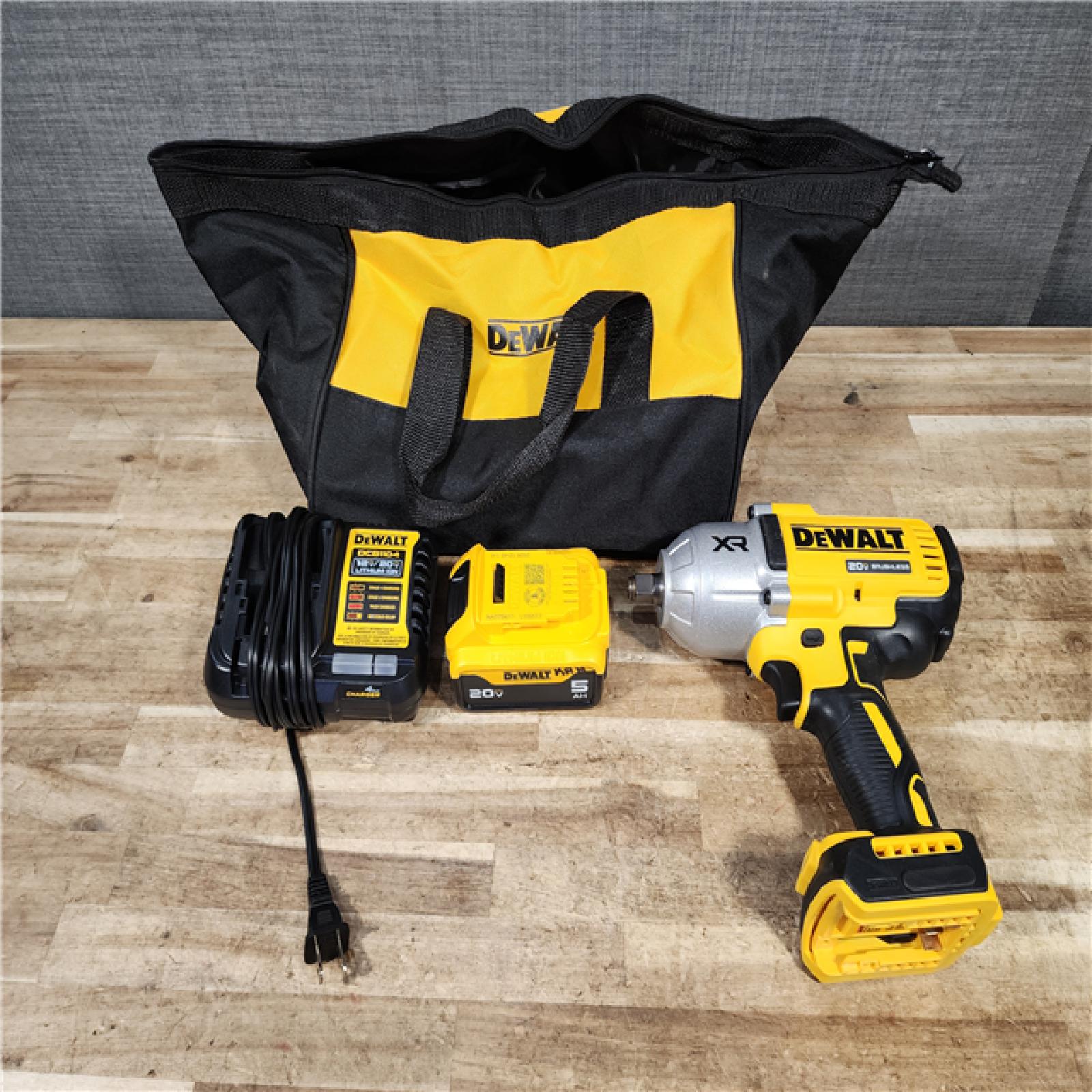 HOUSTON LOCATION - AS - IS DEWALT 20V MAX Lithium-Ion Cordless 1/2 in. Impact Wrench Kit