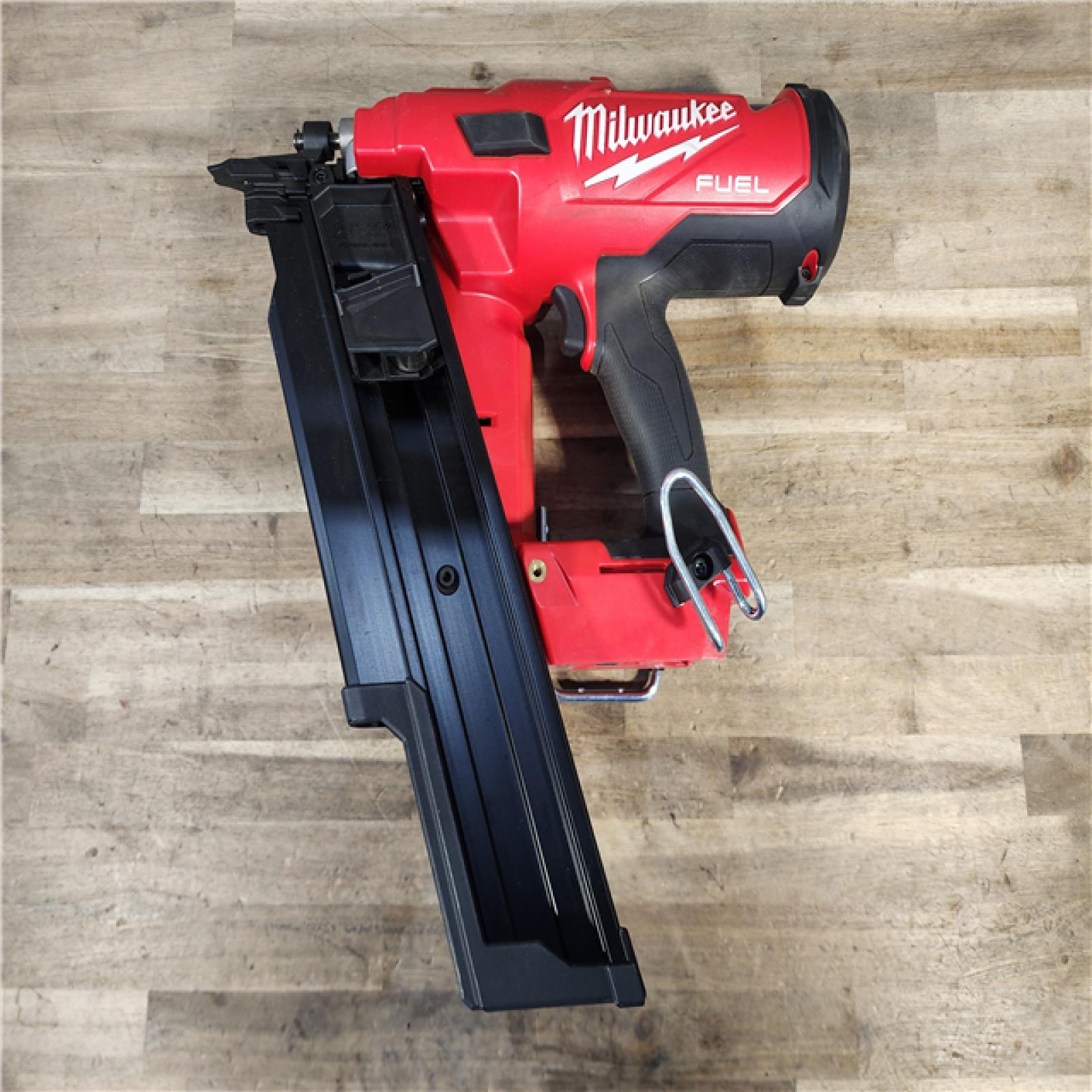 HOUSTON LOCATION - AS-IS Milwaukee 2744-20 M18 FUEL 3-1/2 in. 18V 21-Degree Lithium-Ion Brushless Cordless Framing Nailer (Tool-Only)