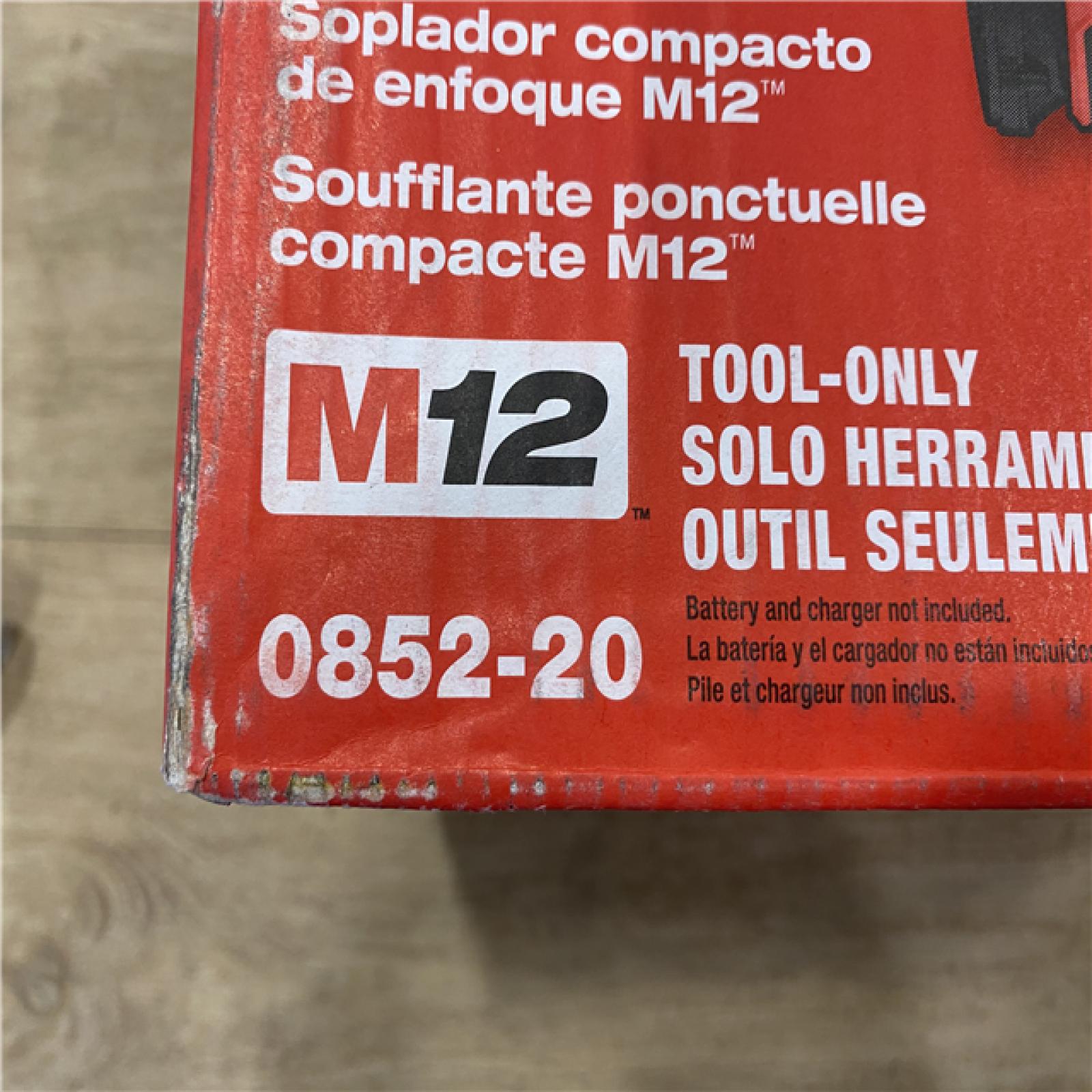 NEW! Milwaukee 12V Lithium-Ion Cordless Compact Spot Blower (Tool-Only)